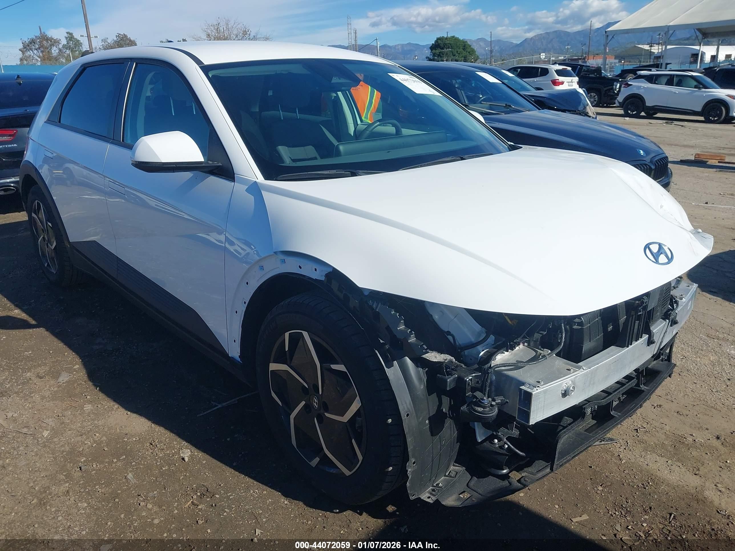 2024 Hyundai Ioniq 5 SEL, VIN KM8KN4DE9RU285547 — Front end