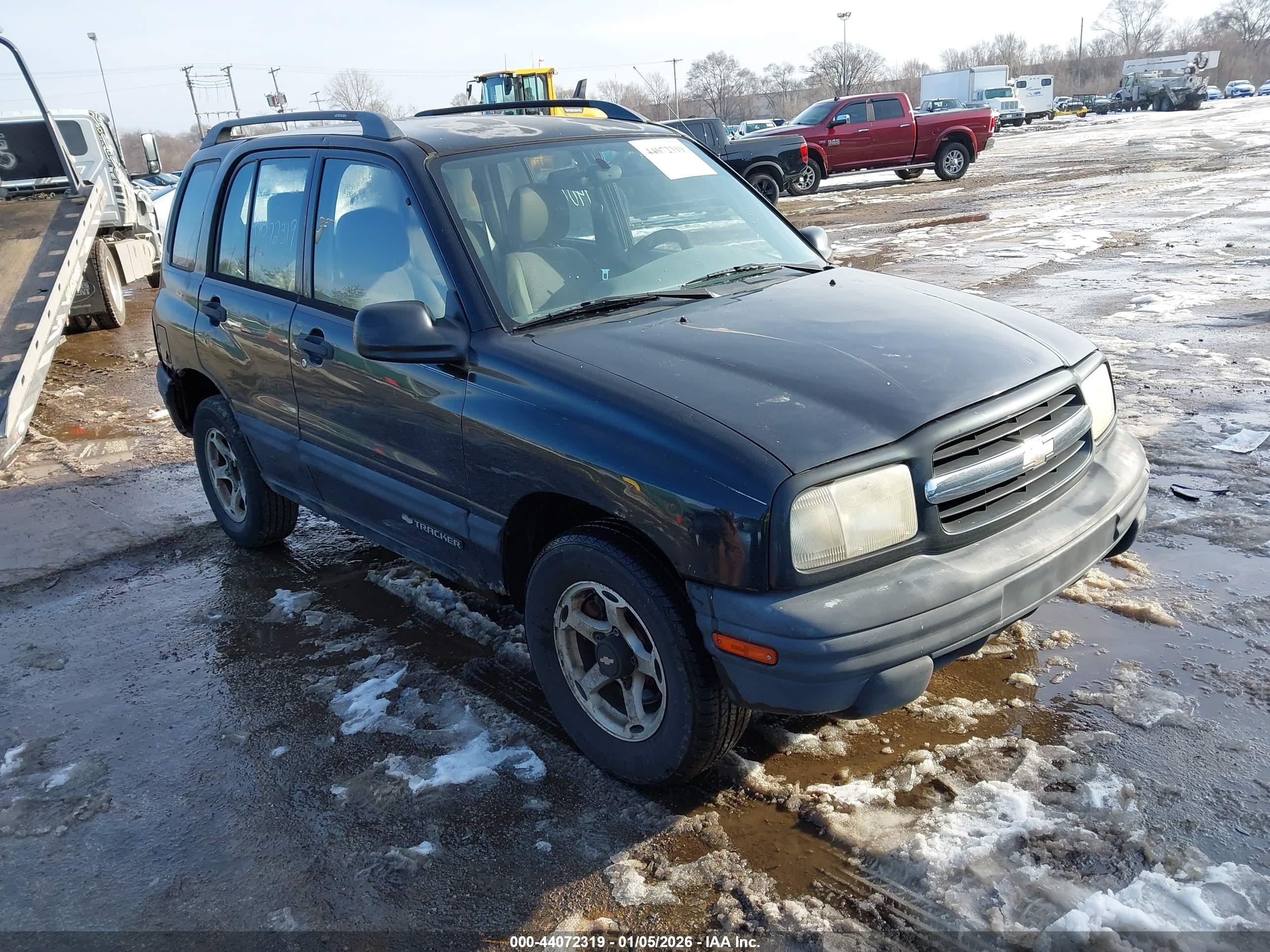 2000 Chevrolet Tracker, VIN 2CNBJ13C6Y6956017 — Normal wear