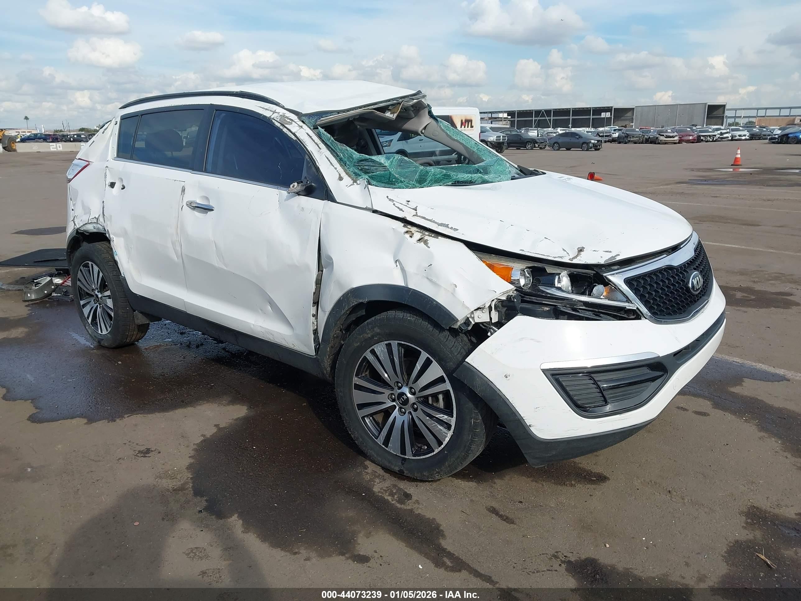 2016 Kia Sportage EX, VIN KNDPC3AC3G7874649 — Опрокидывание