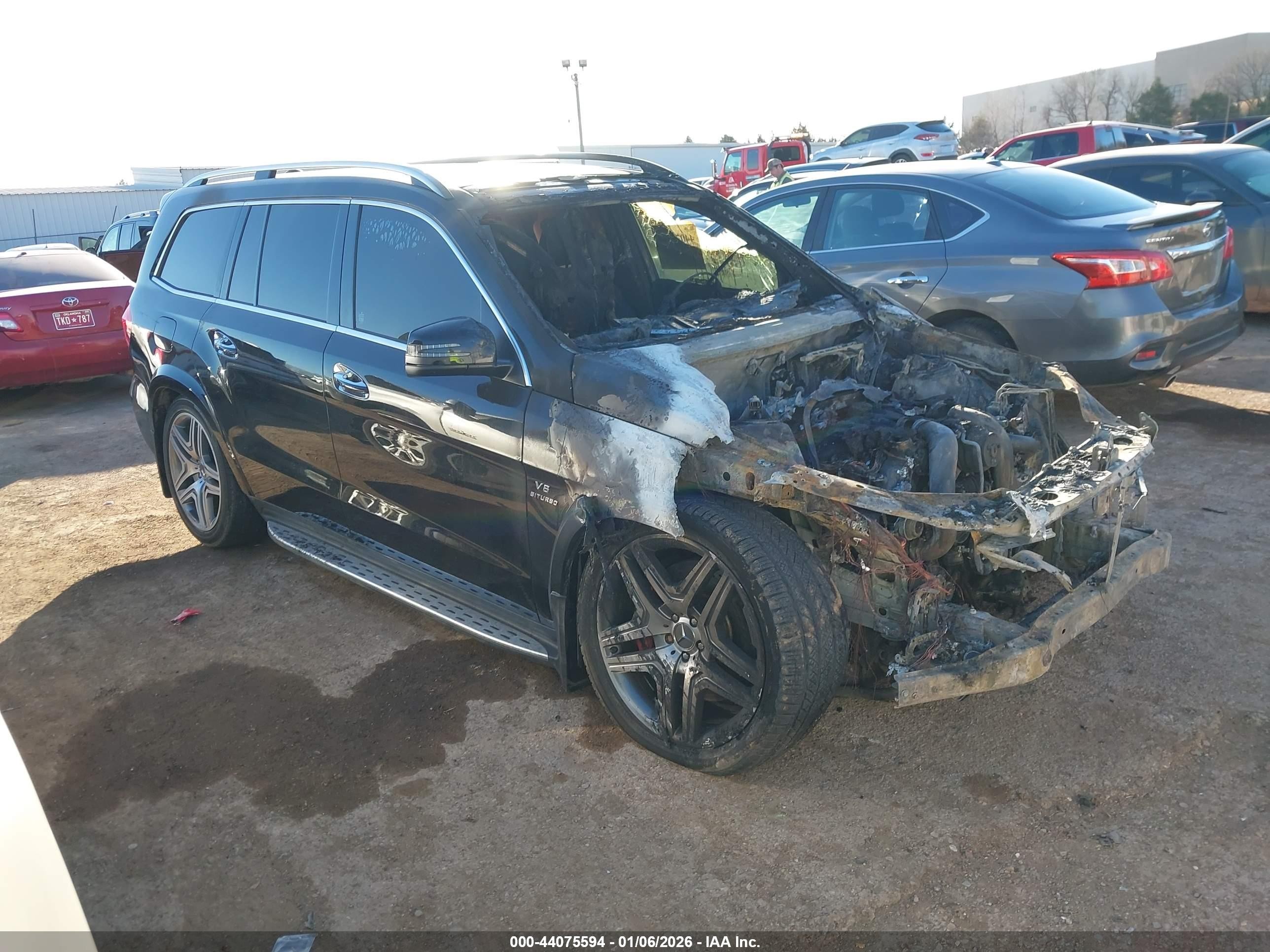 2015 Mercedes-Benz GL 63 AMG, VIN 4JGDF7EE4FA522688 — Interior fire