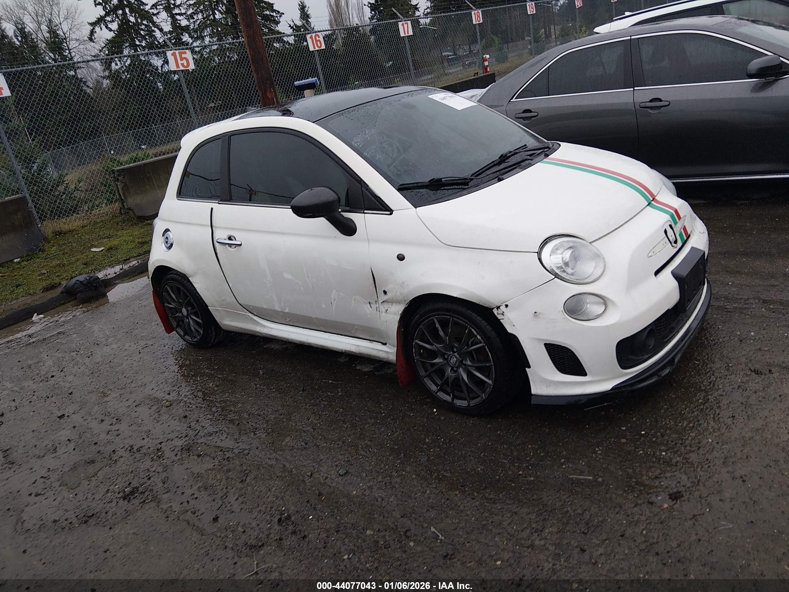 2018 FIAT 500 Lounge, VIN 3C3CFFCH5JT524091 — Theft recovery