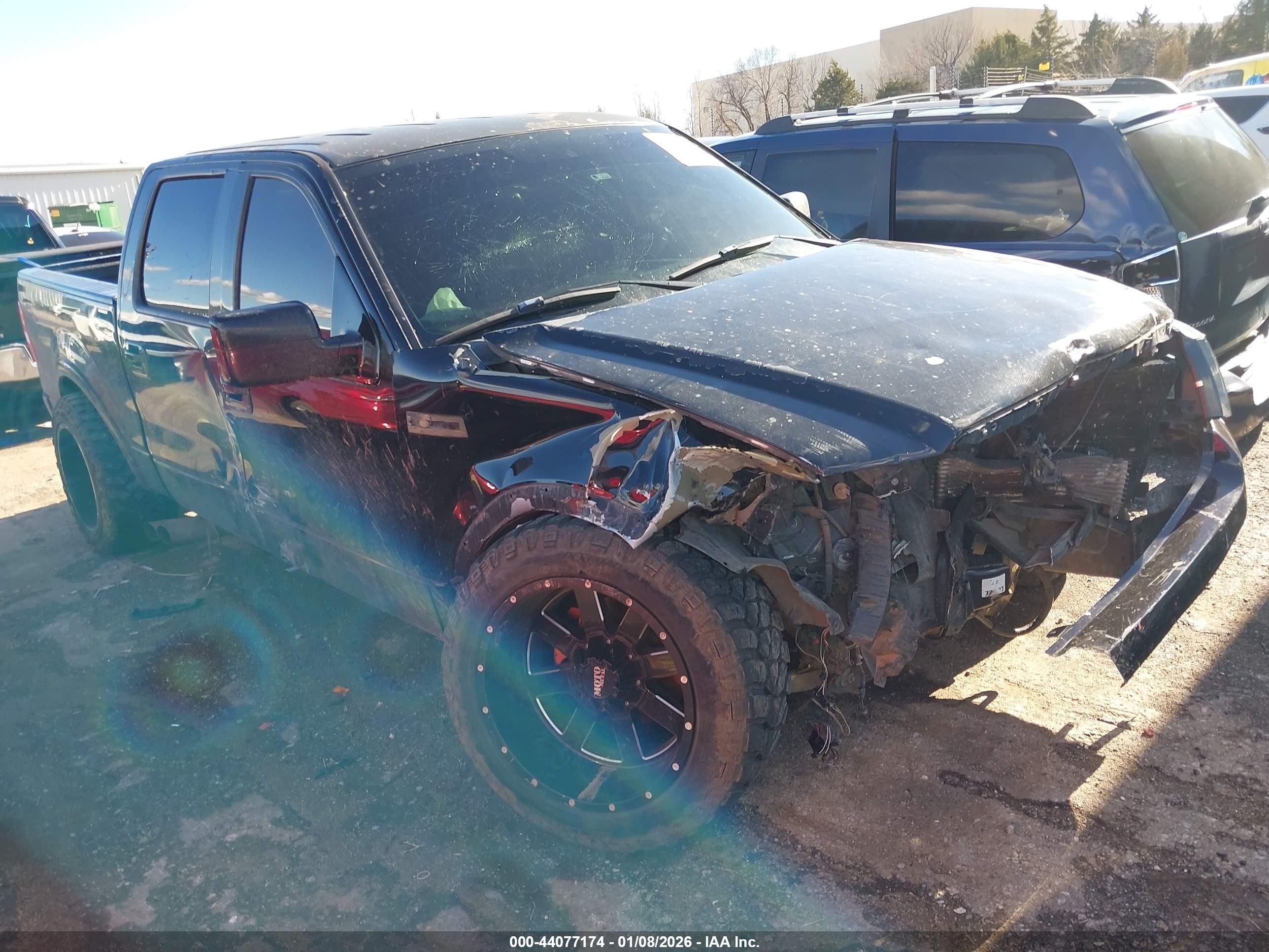 2005 Ford F-150 XLT, VIN 1FTPW12545FA50464 — Перед