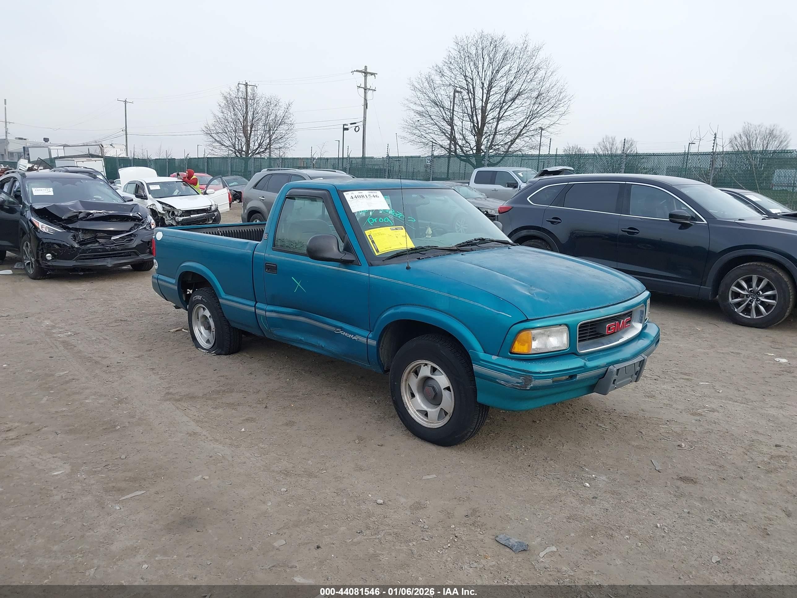 1996 GMC Sonoma, VIN 1GTCS1444T8511601 — All over