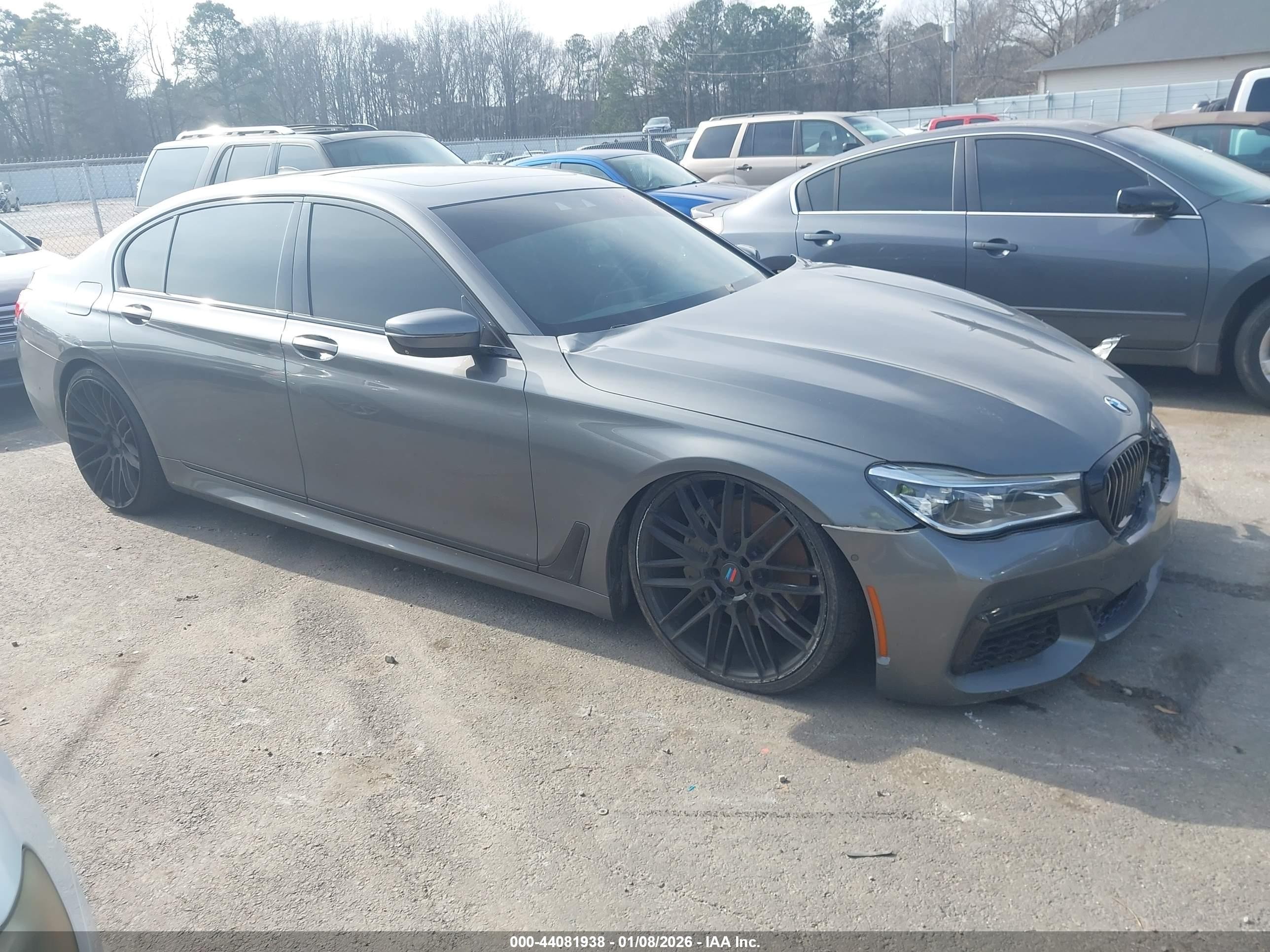 2016 BMW 7 Series 750i xDrive, VIN WBA7F2C55GG417662 — Front end