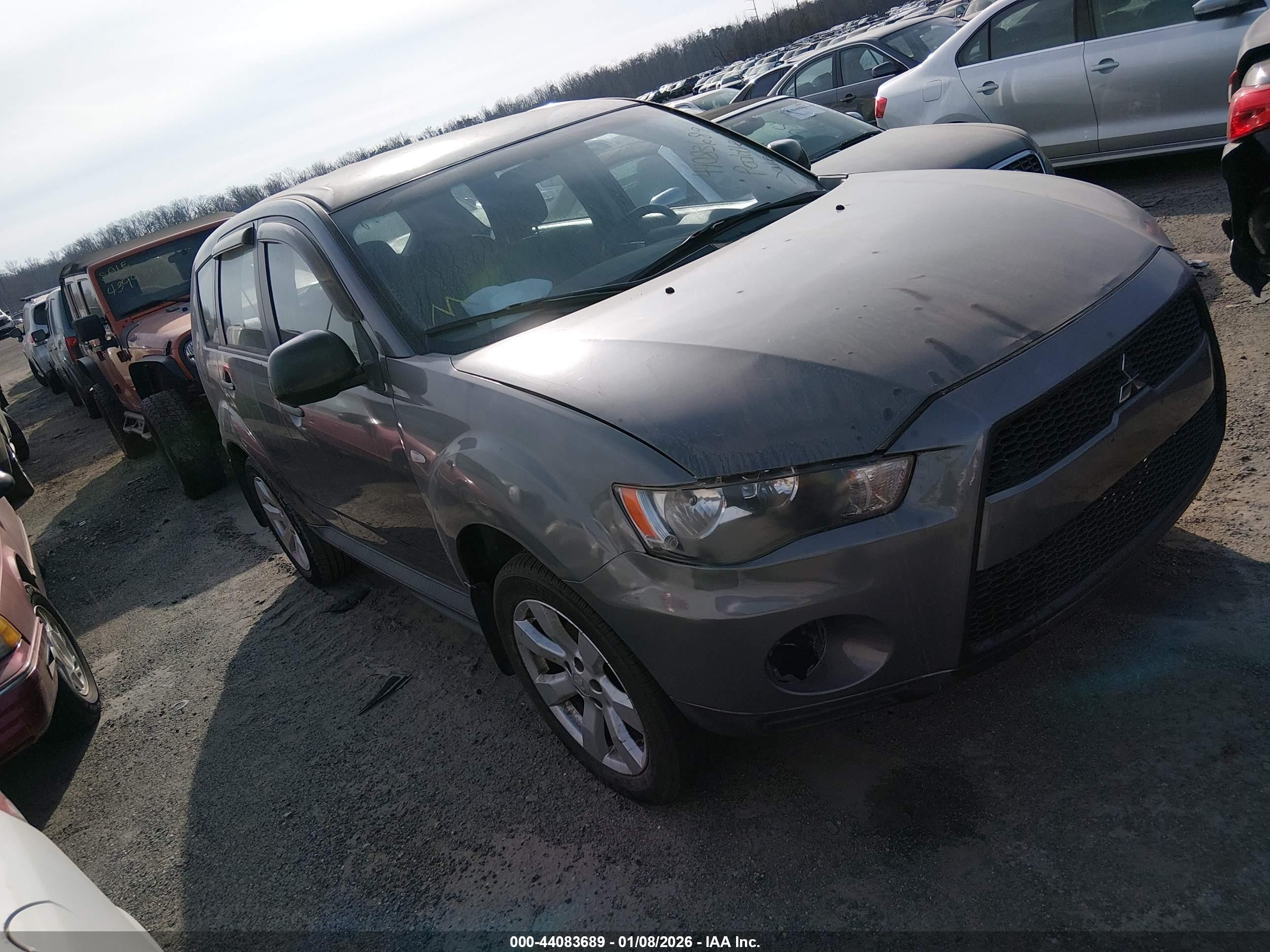 2010 Mitsubishi Outlander ES, VIN JA4AS2AW1AZ014008 — Engine fire