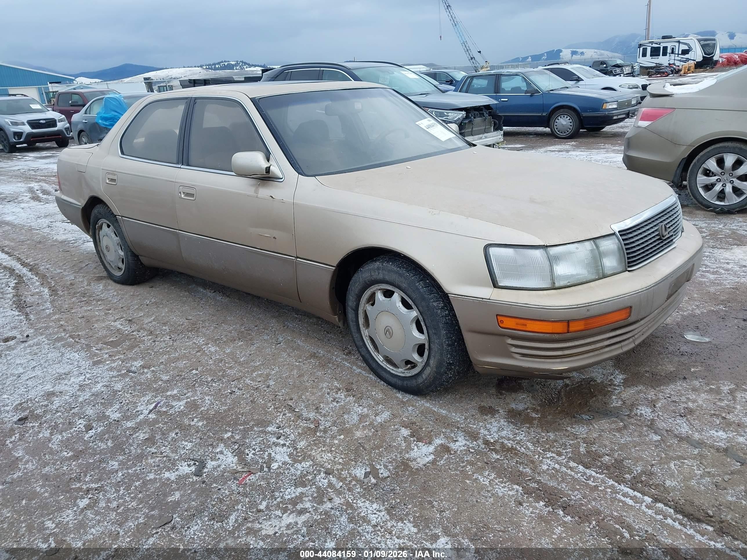 1994 Lexus LS 400, VIN JT8UF11E5R0192172 — Normal wear