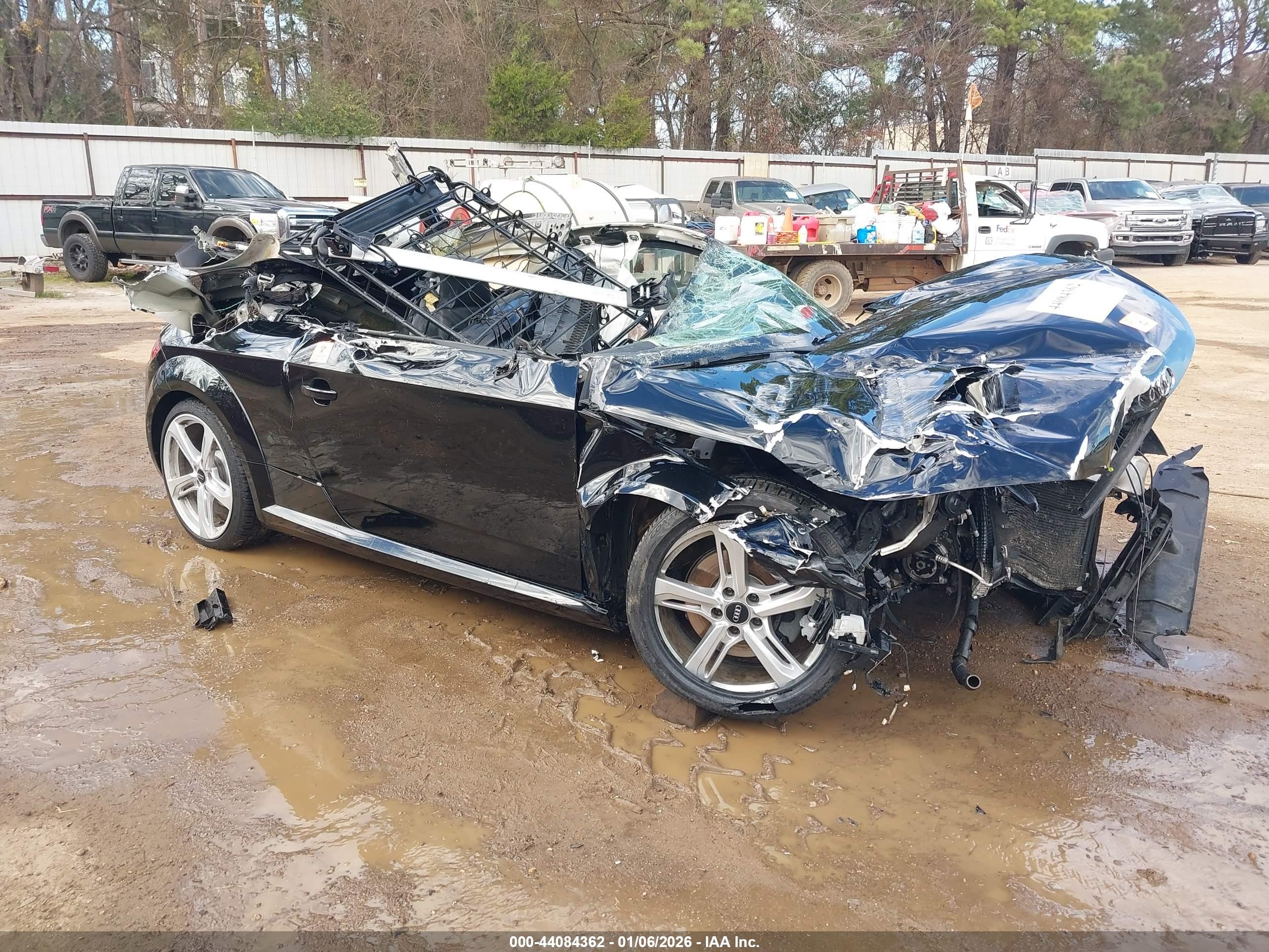 2016 Audi TT 2.0T, VIN TRUC5AFVXG1000895 — Опрокидывание