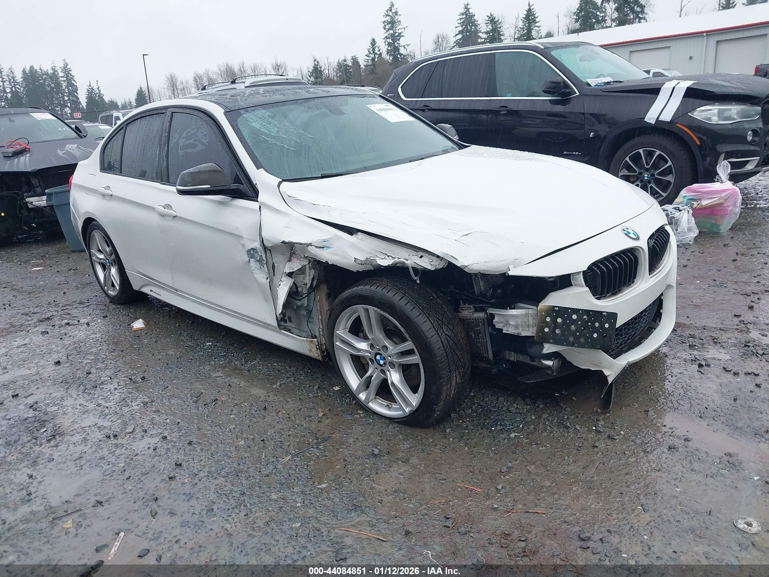 2013 BMW 3 Series 335i, VIN WBA3A9G50DNR97006 — Front end