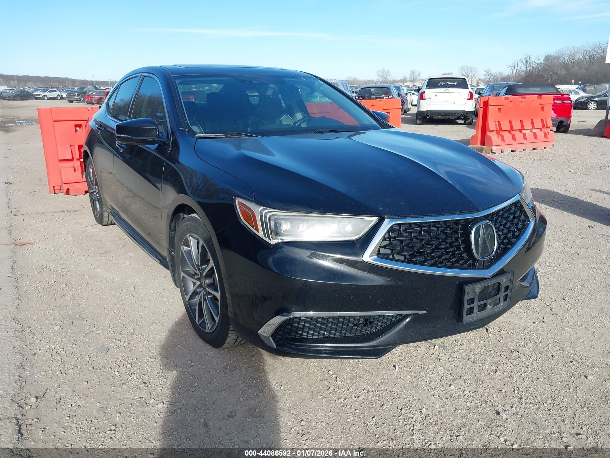 2018 Acura TLX Technology, VIN 19UUB3F56JA003420 — Rear end