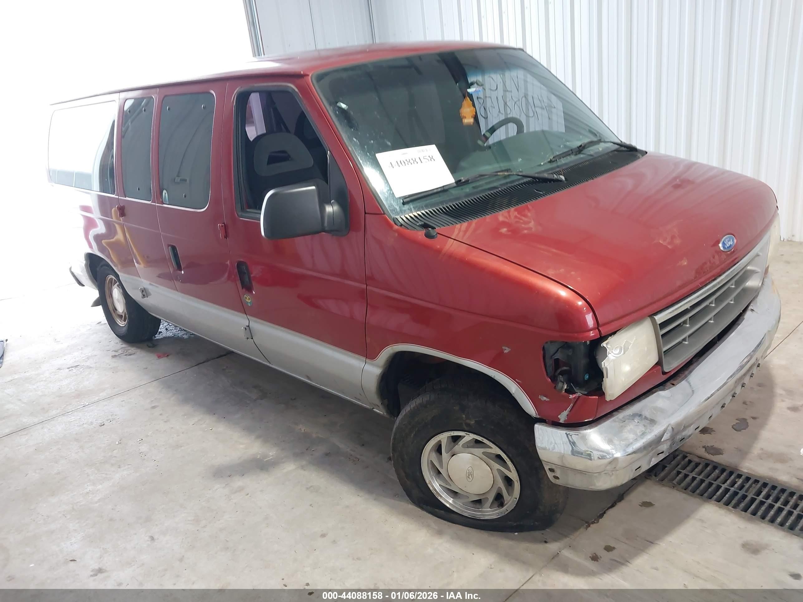 1996 Ford Econoline Cargo, VIN 1FMEE11H0THA33924 — All over