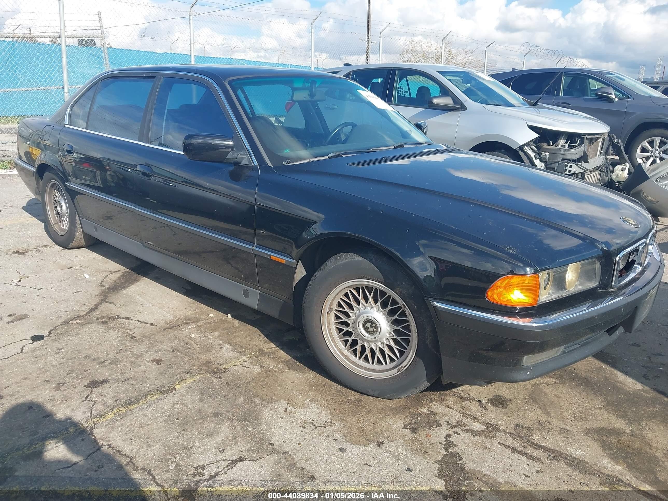 1997 BMW 7 Series 740iL, VIN WBAGJ8329VDM01759 — Front end
