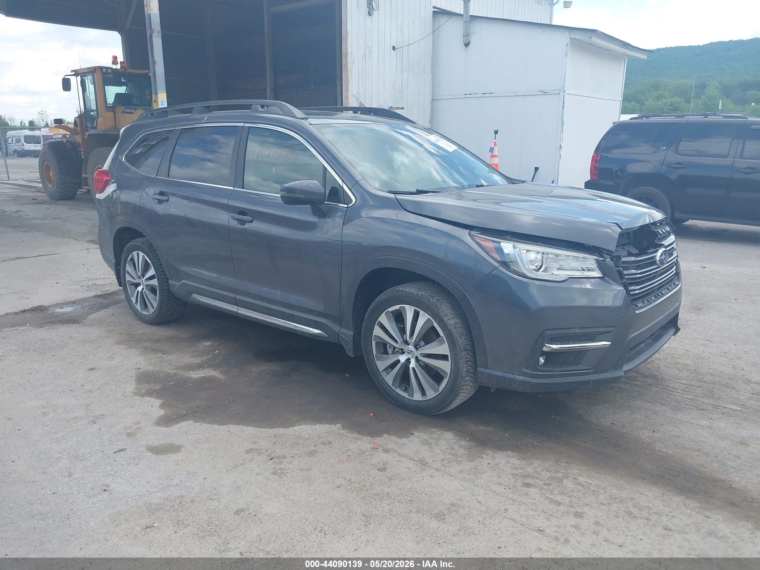 2021 Subaru Ascent Limited, VIN 4S4WMAJD6M3441928 — Пожар в салоне