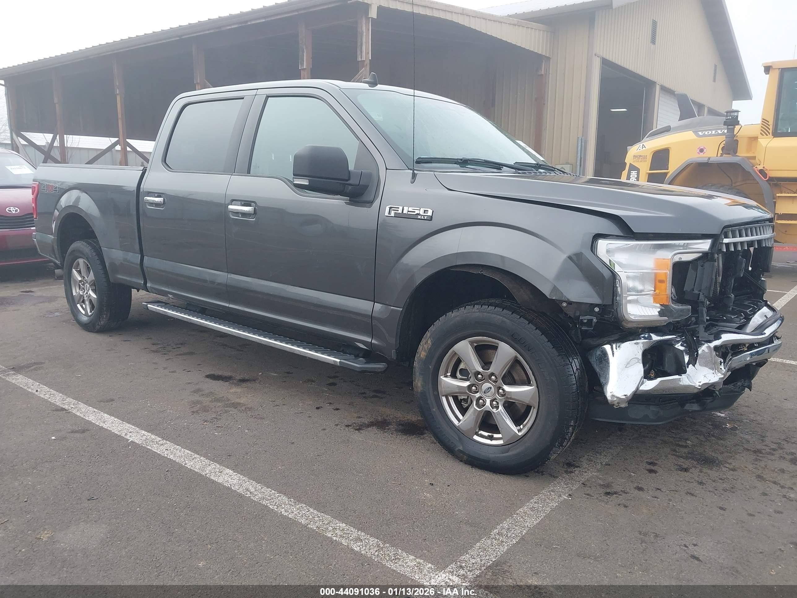 2020 Ford F-150 XL, VIN 1FTFW1E47LKE07106 — Front end