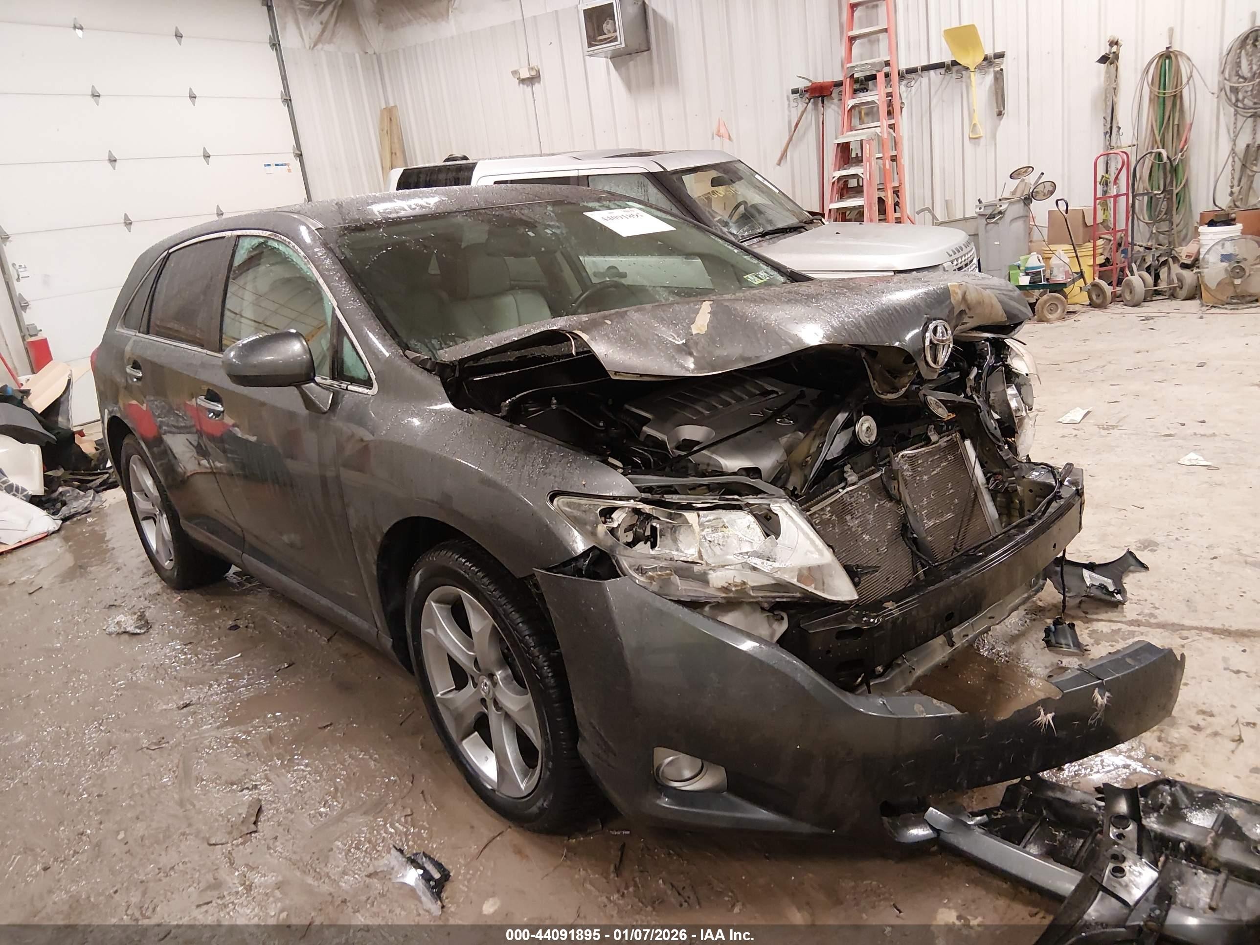 2012 Toyota Venza Limited, VIN 4T3ZK3BB2CU051758 — Front end
