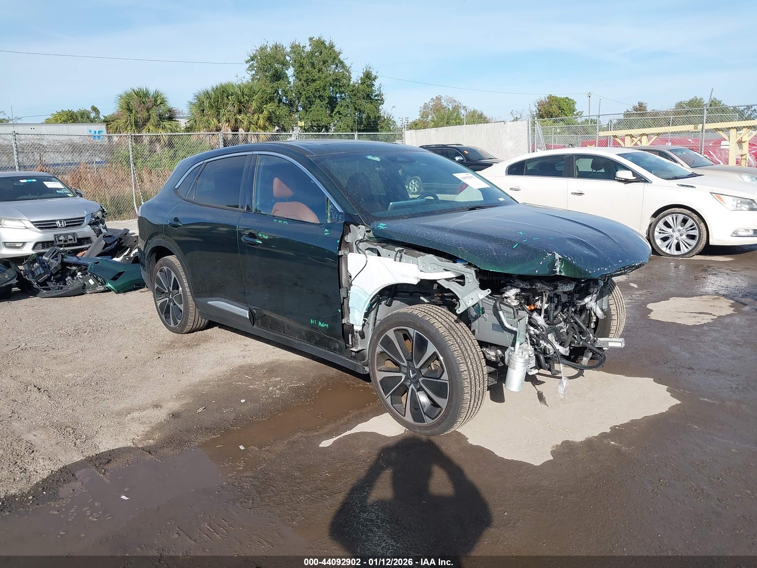 2025 VinFast VF 8 Plus, VIN RLLV1AFA3SH011156 — Front end