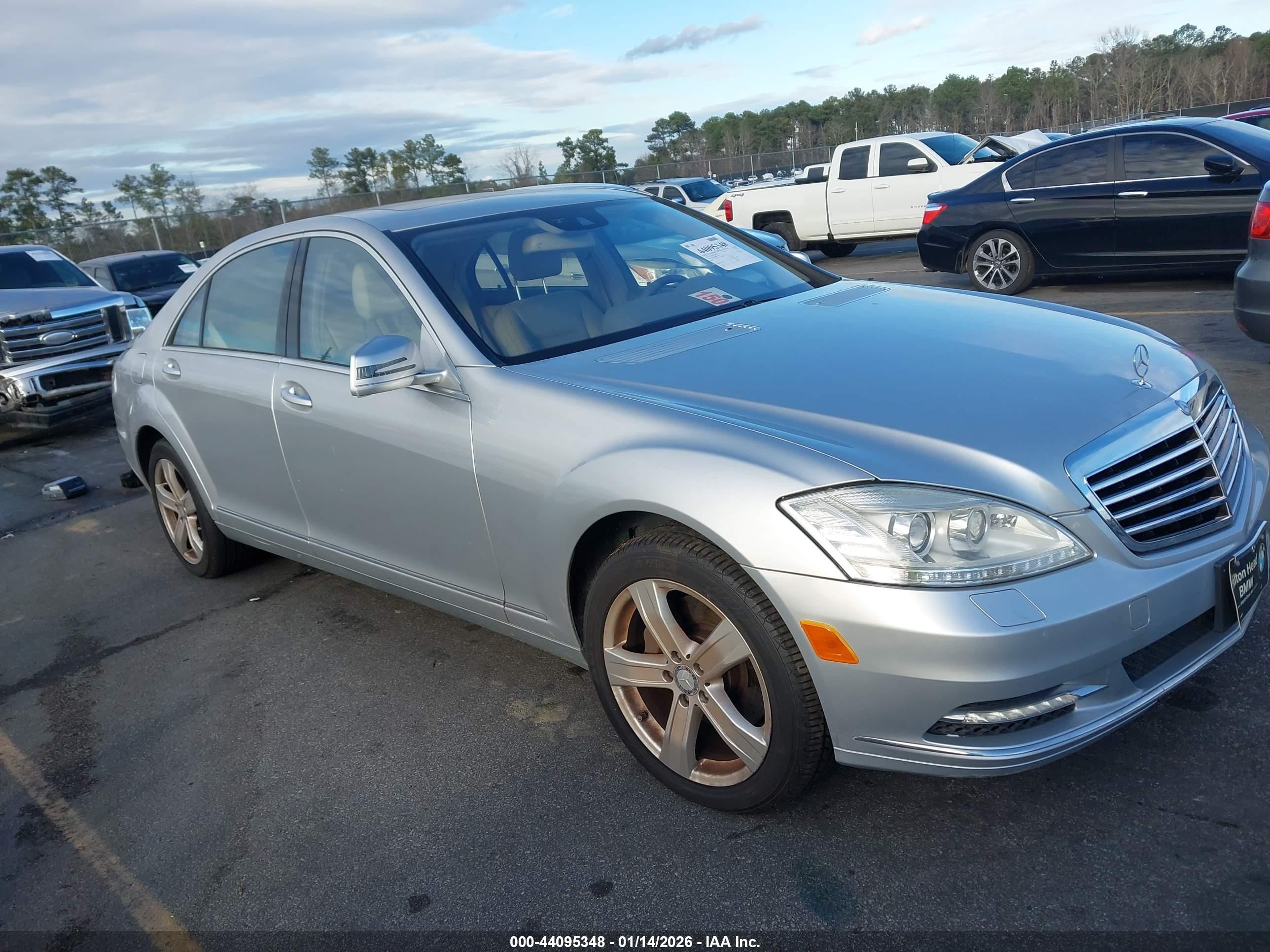 2010 Mercedes-Benz S 550, VIN WDDNG7BB8AA294189 — Electrical