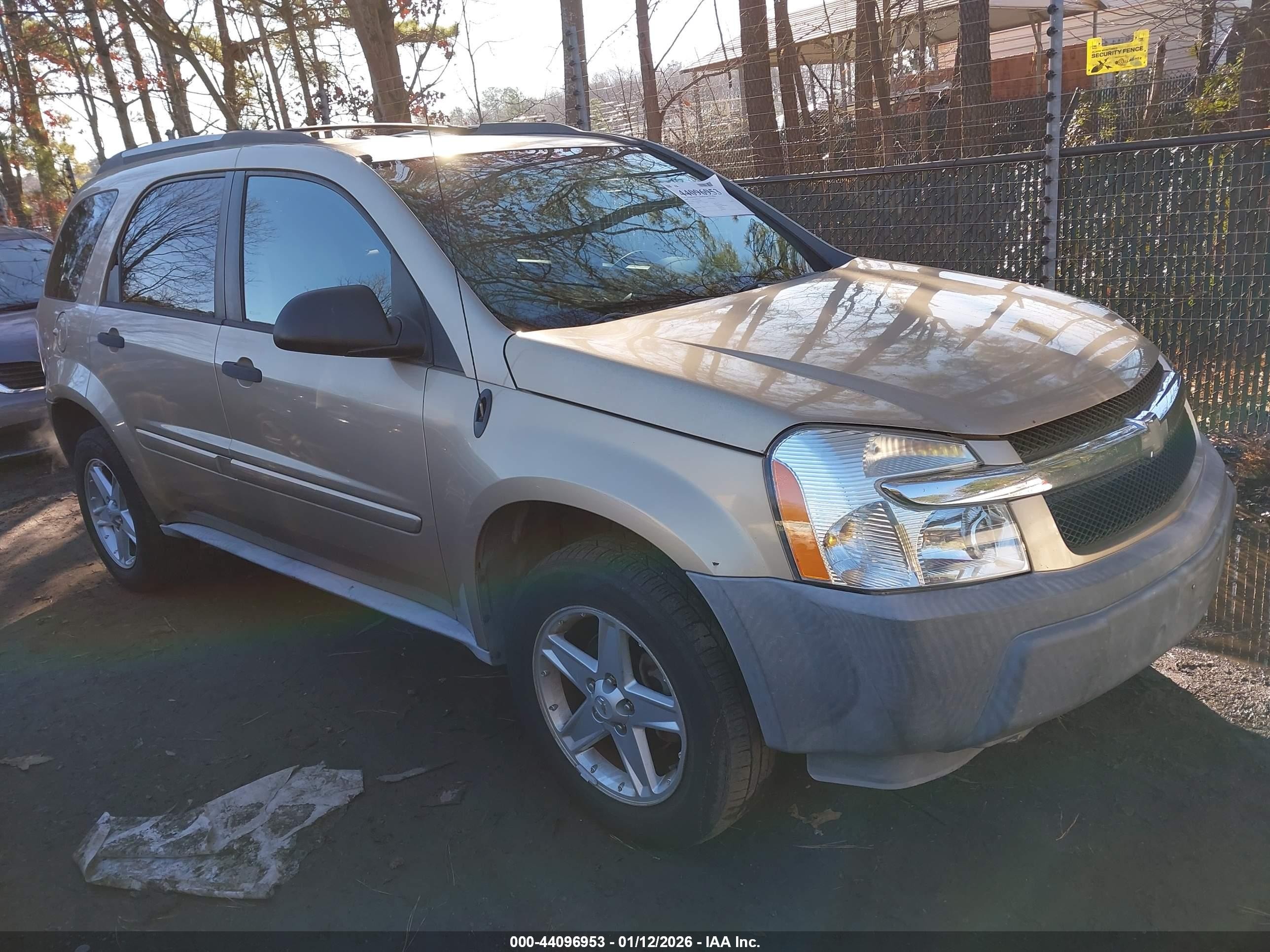 2005 Chevrolet Equinox LS, VIN 2CNDL23F956076900 — Normal wear