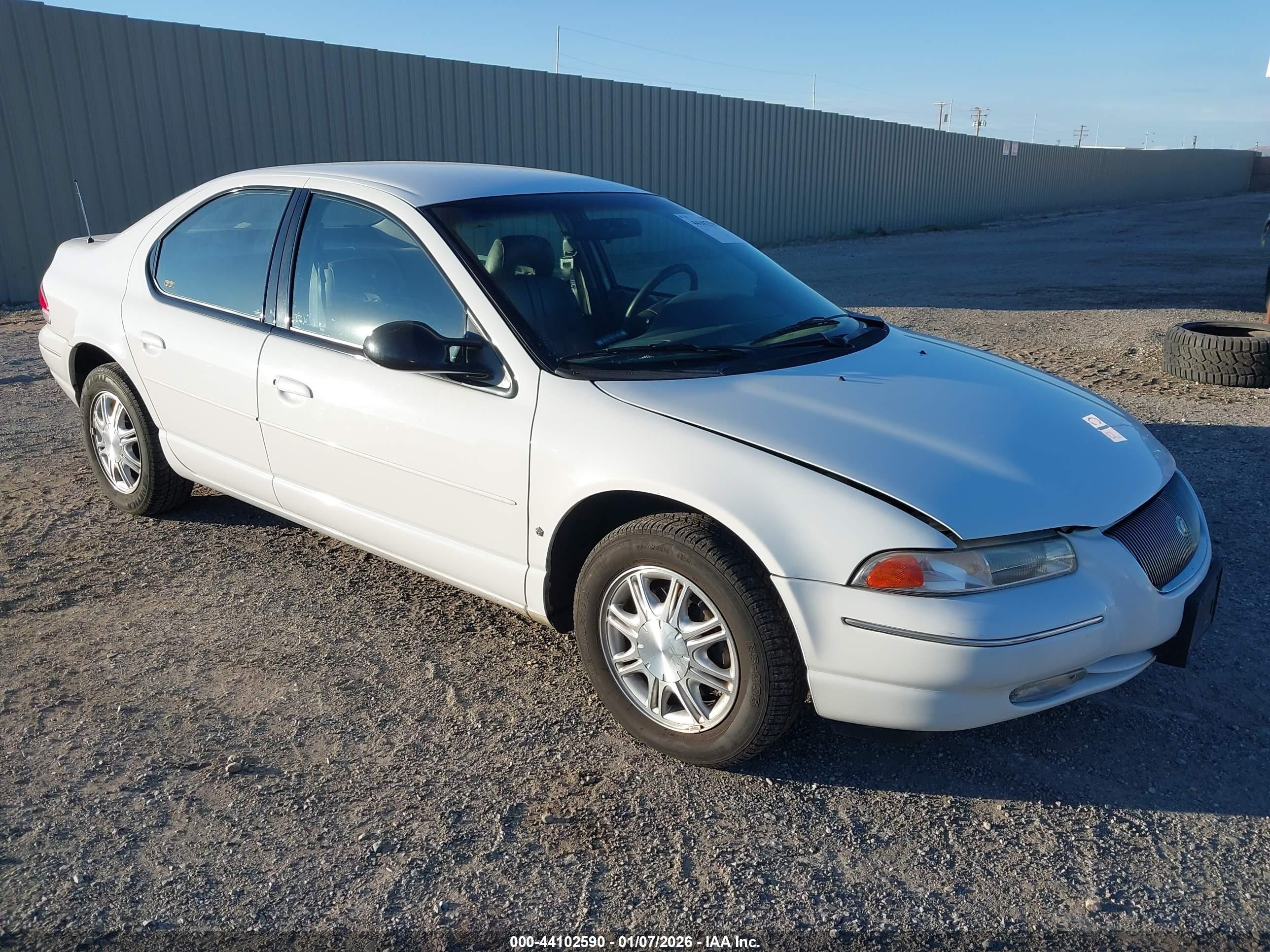 1995 Chrysler Cirrus LXi, VIN 1C3EJ56H3SN608036 — Normal wear