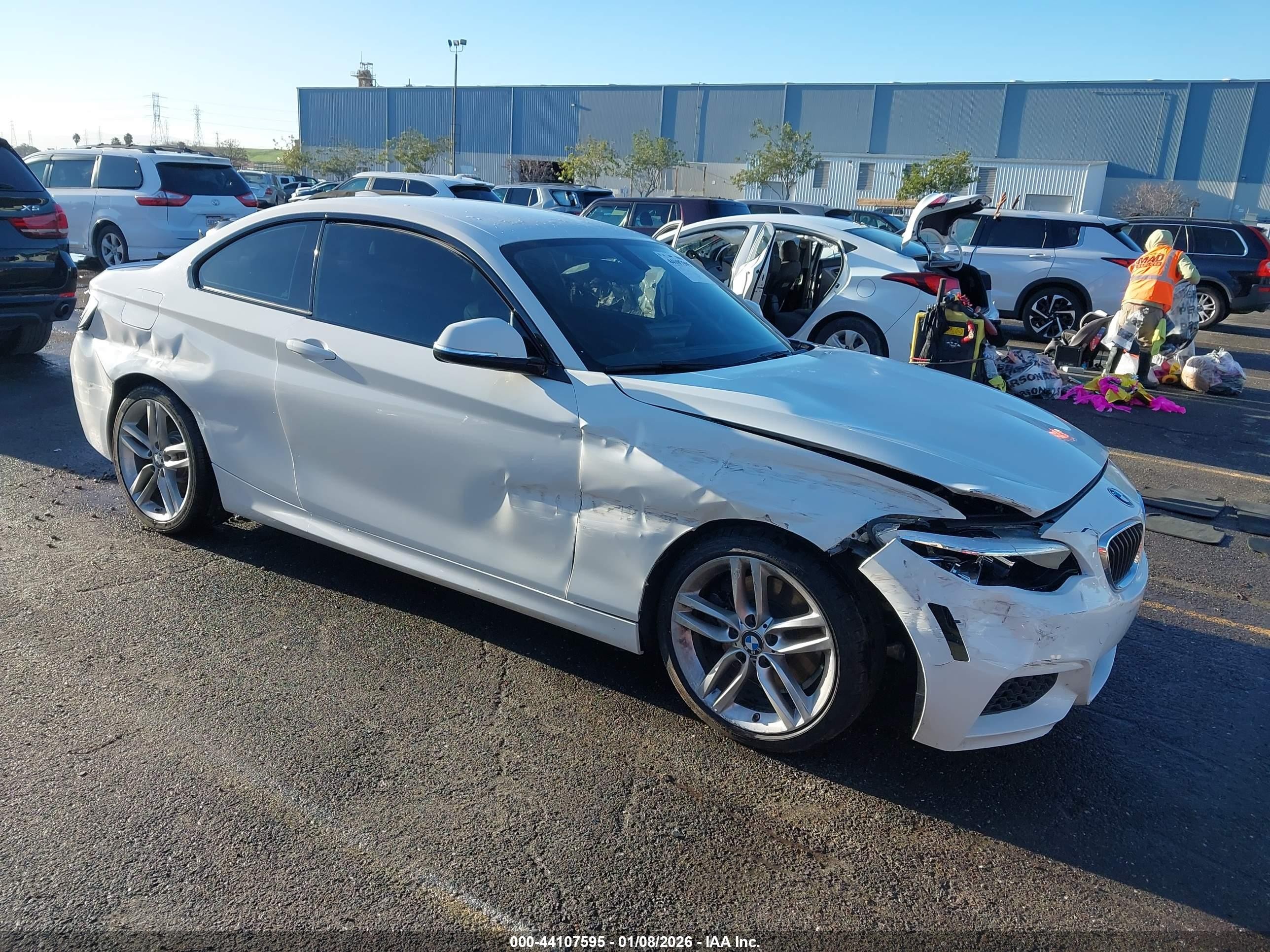 2014 BMW 2 Series 228i, VIN WBA1F5C50EVW97880 — Front end