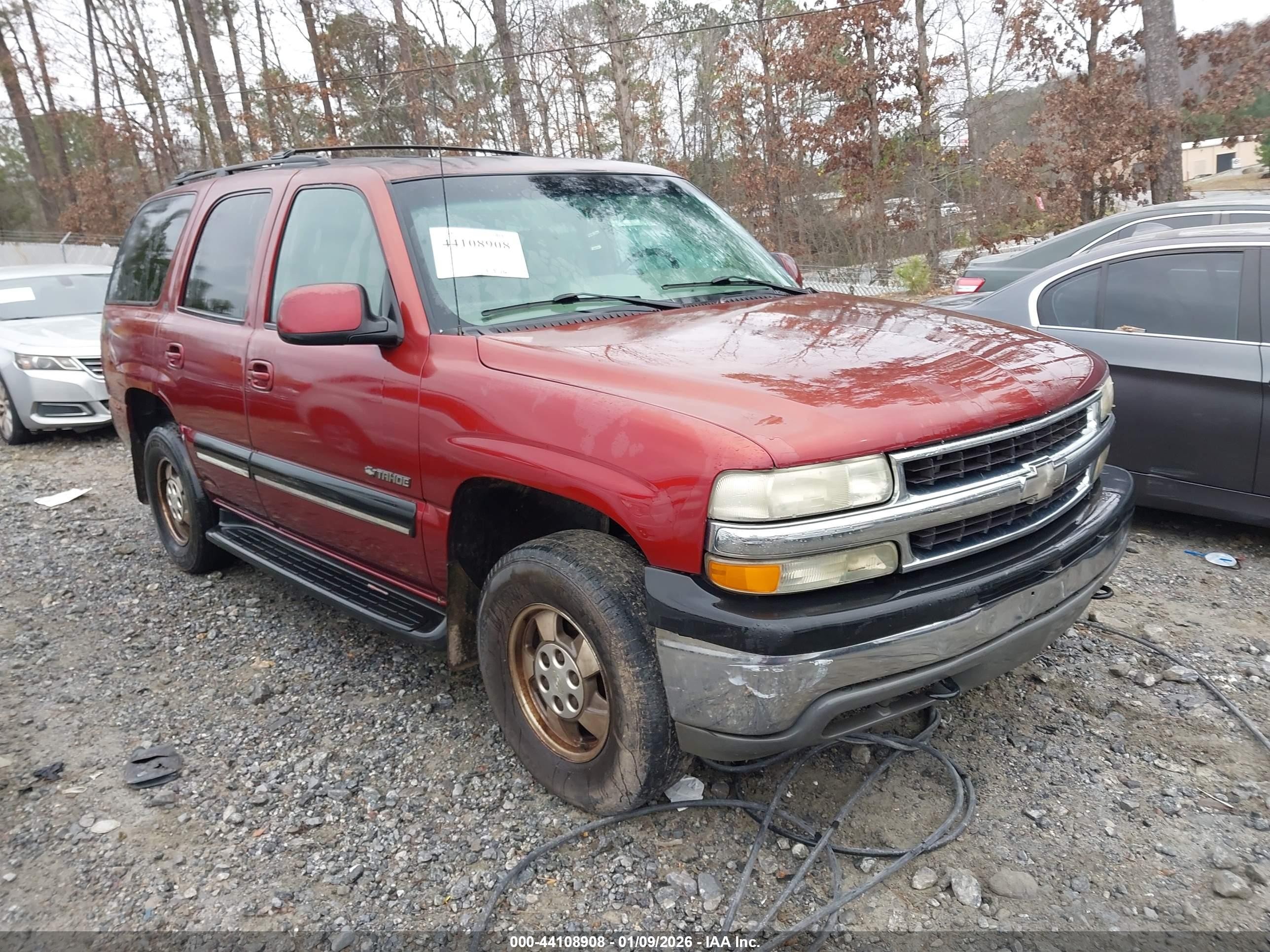 2001 Chevrolet Tahoe LS, VIN 1GNEK13T01R189099 — All over