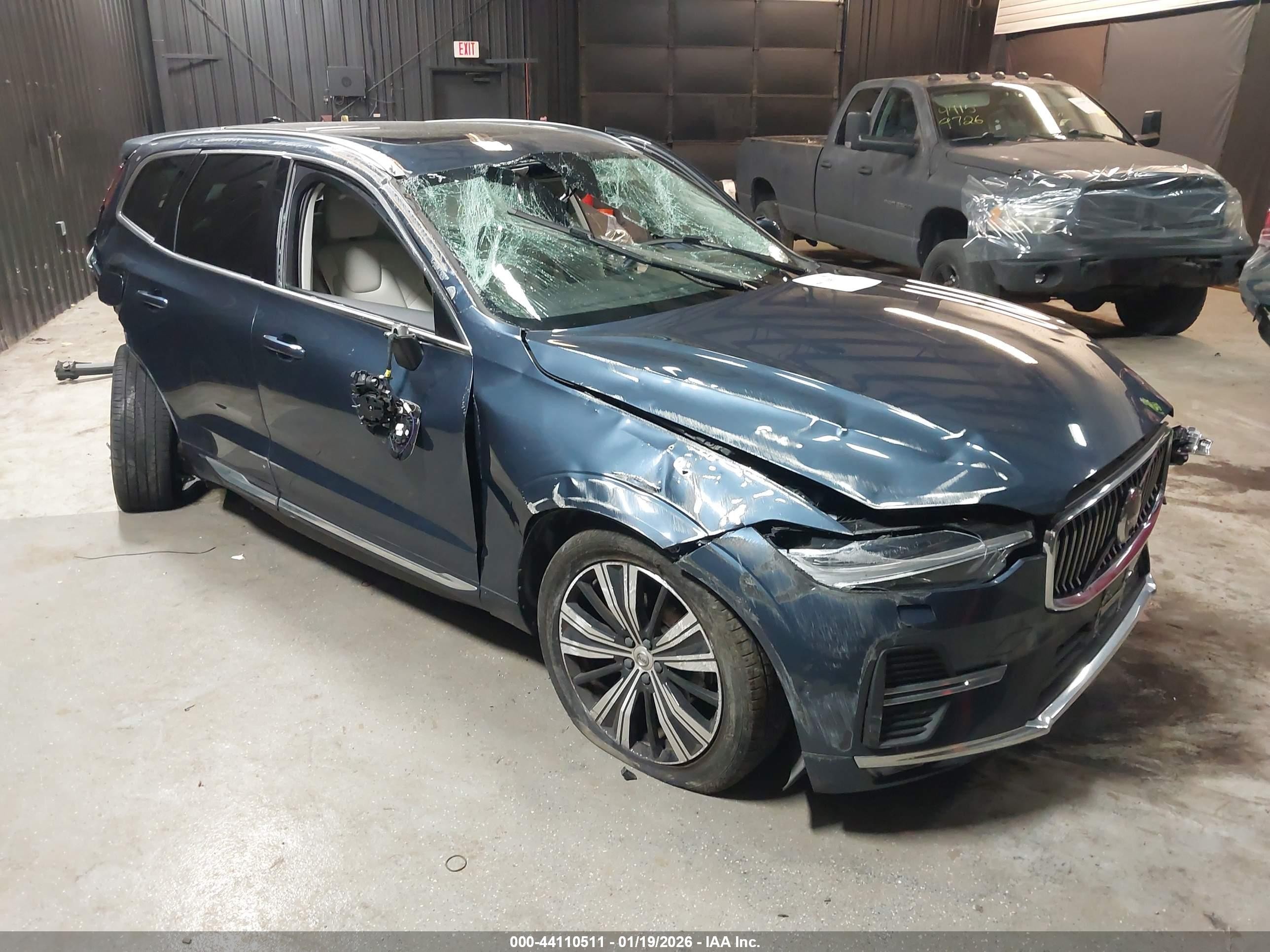2023 Volvo XC60 Plus Bright Theme, VIN YV4L12RN4P1331539 — Rollover