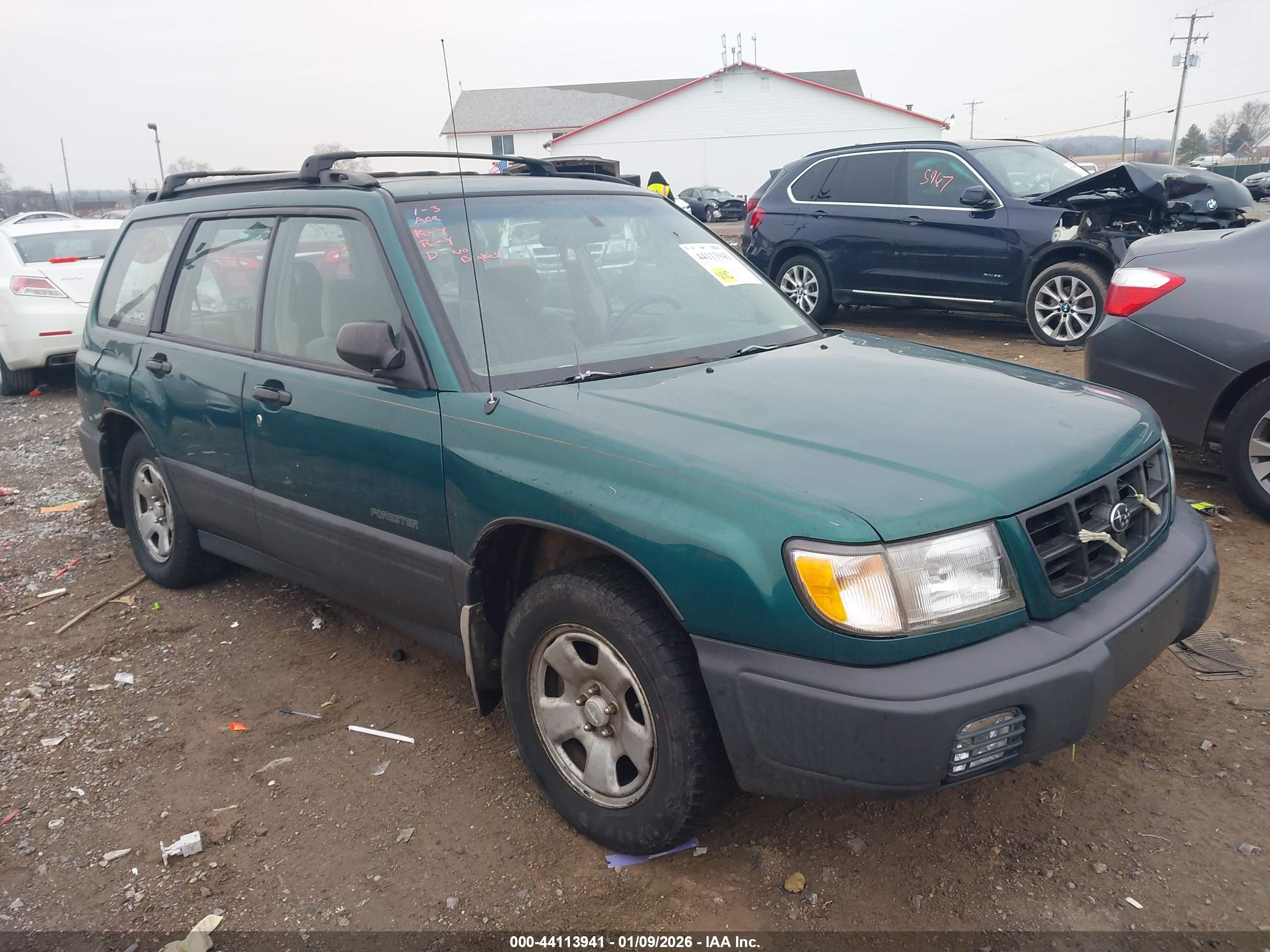 1998 Subaru Forester L, VIN JF1SF6352WH778317 — Side