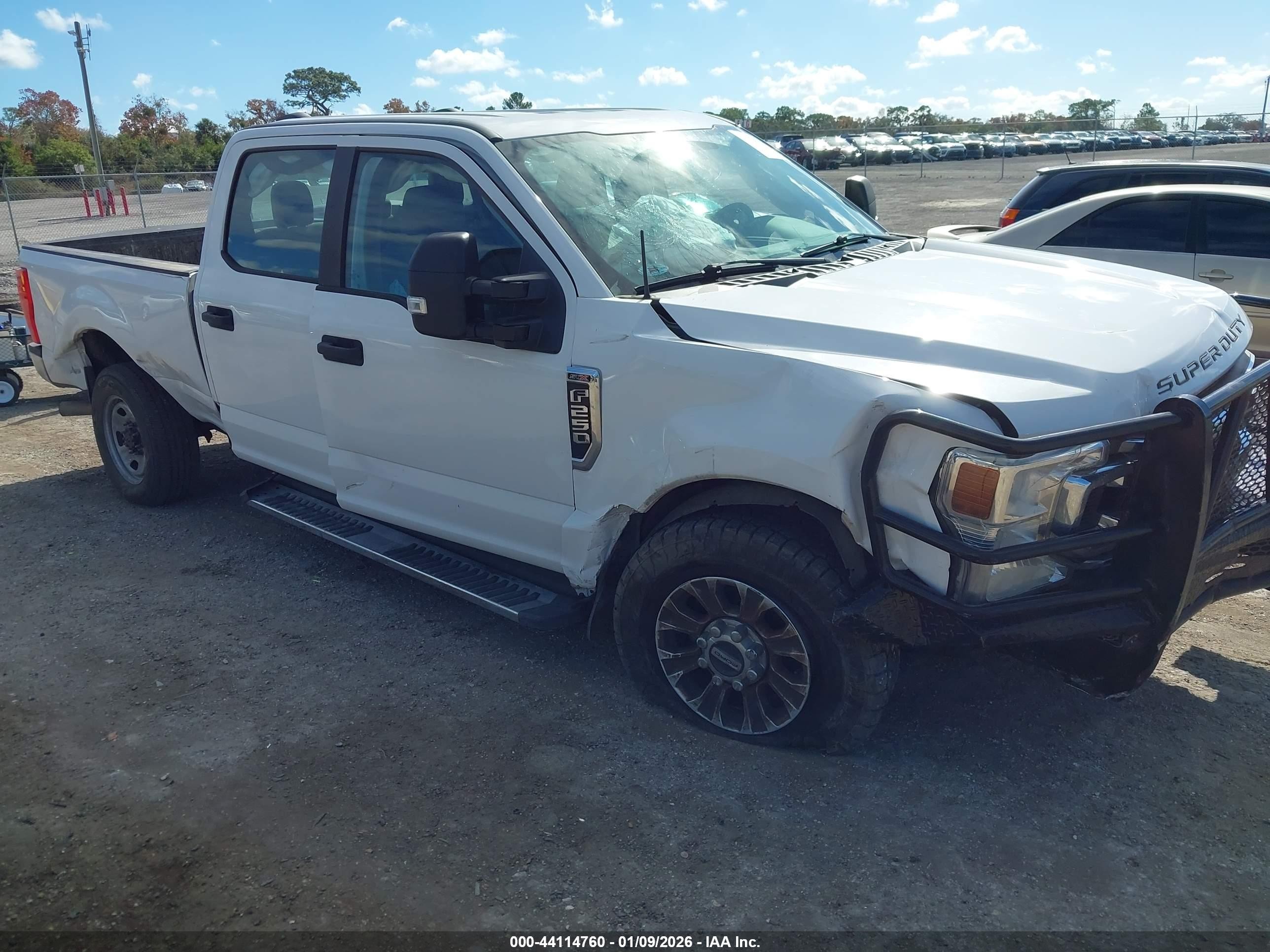 2020 Ford F-250 XL, VIN 1FT7W2A63LEE97998 — По всему кузову