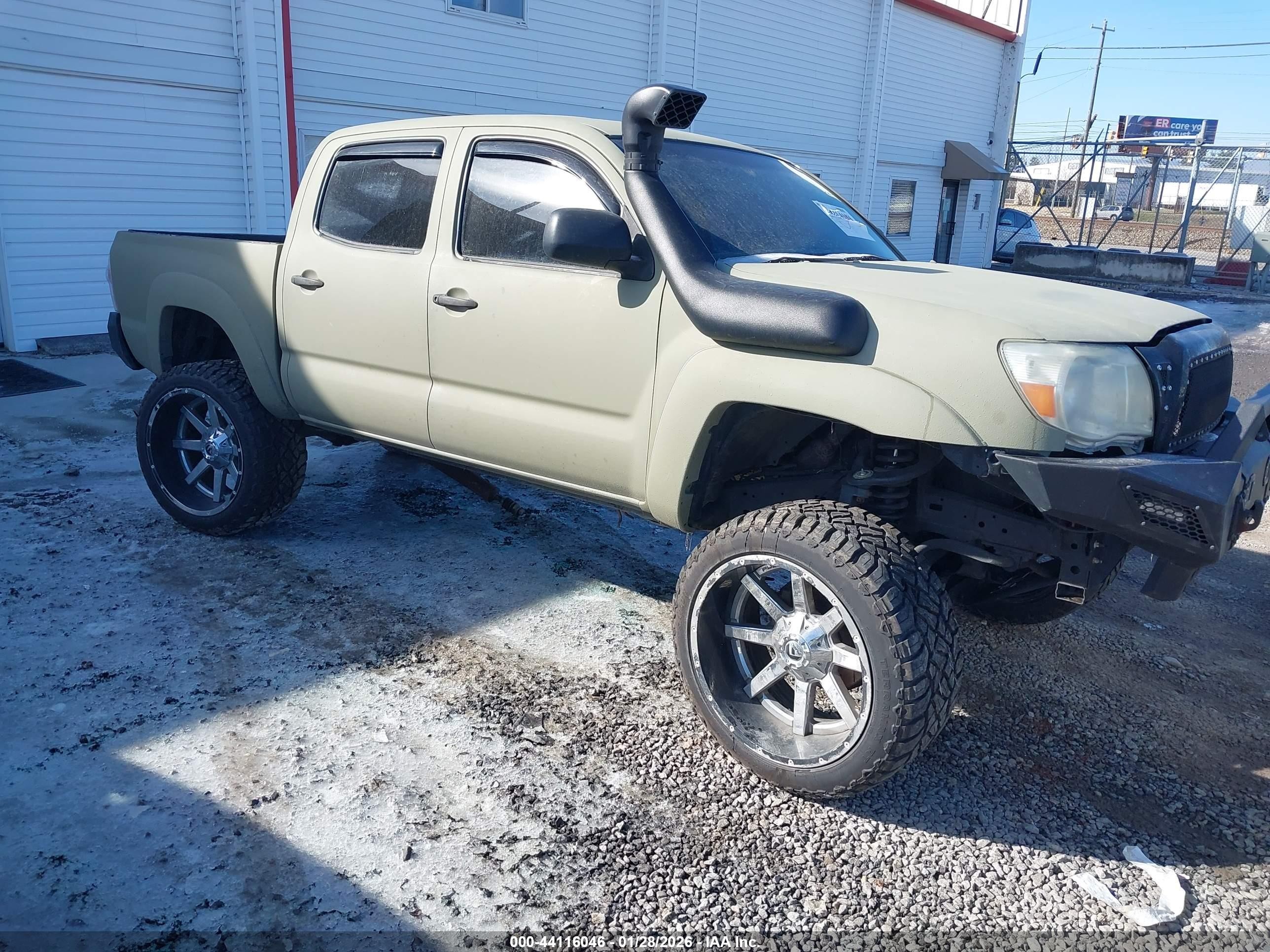 2005 Toyota Tacoma, VIN 5TELU42NX5Z023276 — Side