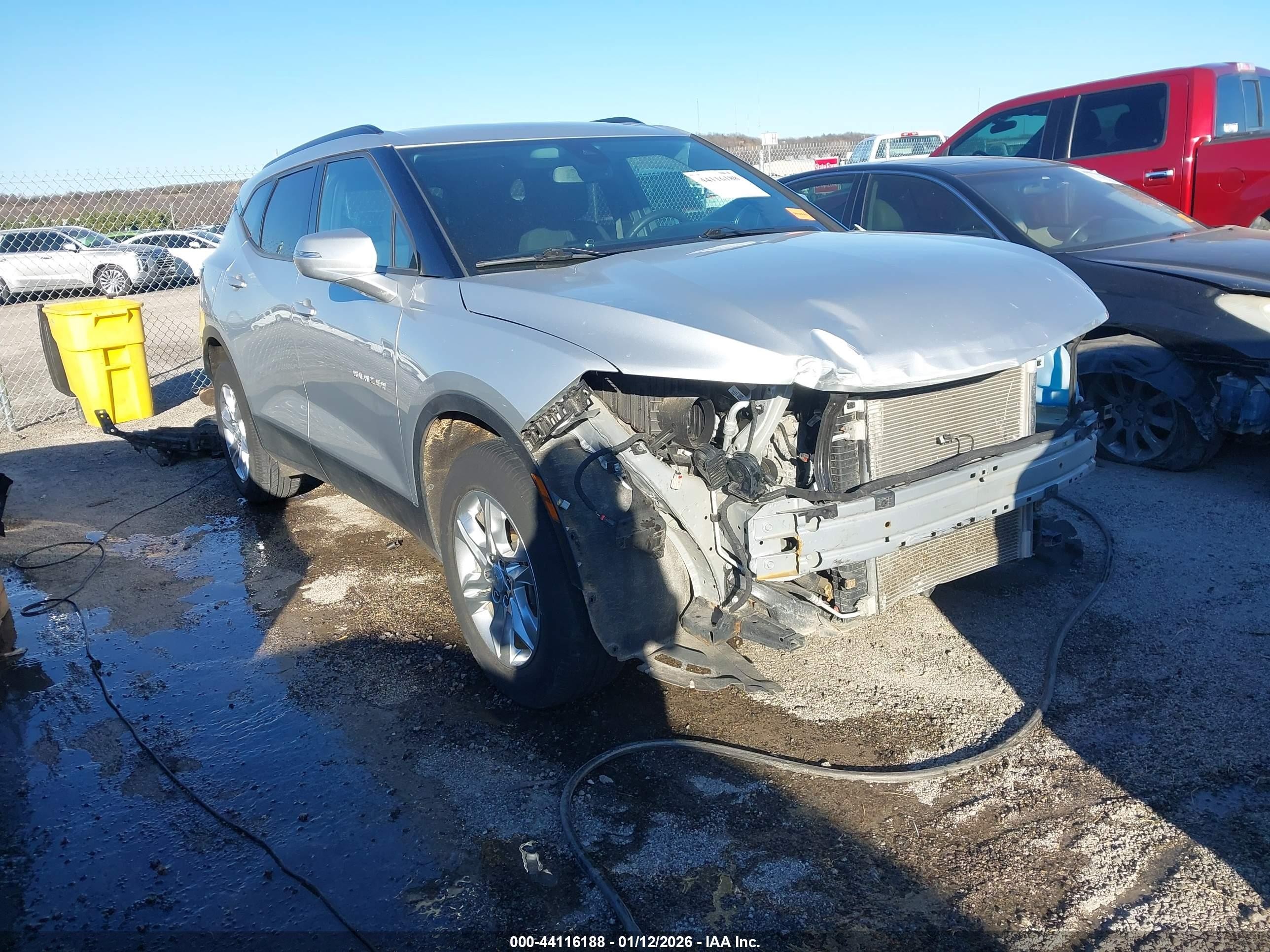 2021 Chevrolet Blazer LT, VIN 3GNKBCRS3MS524662 — Front end