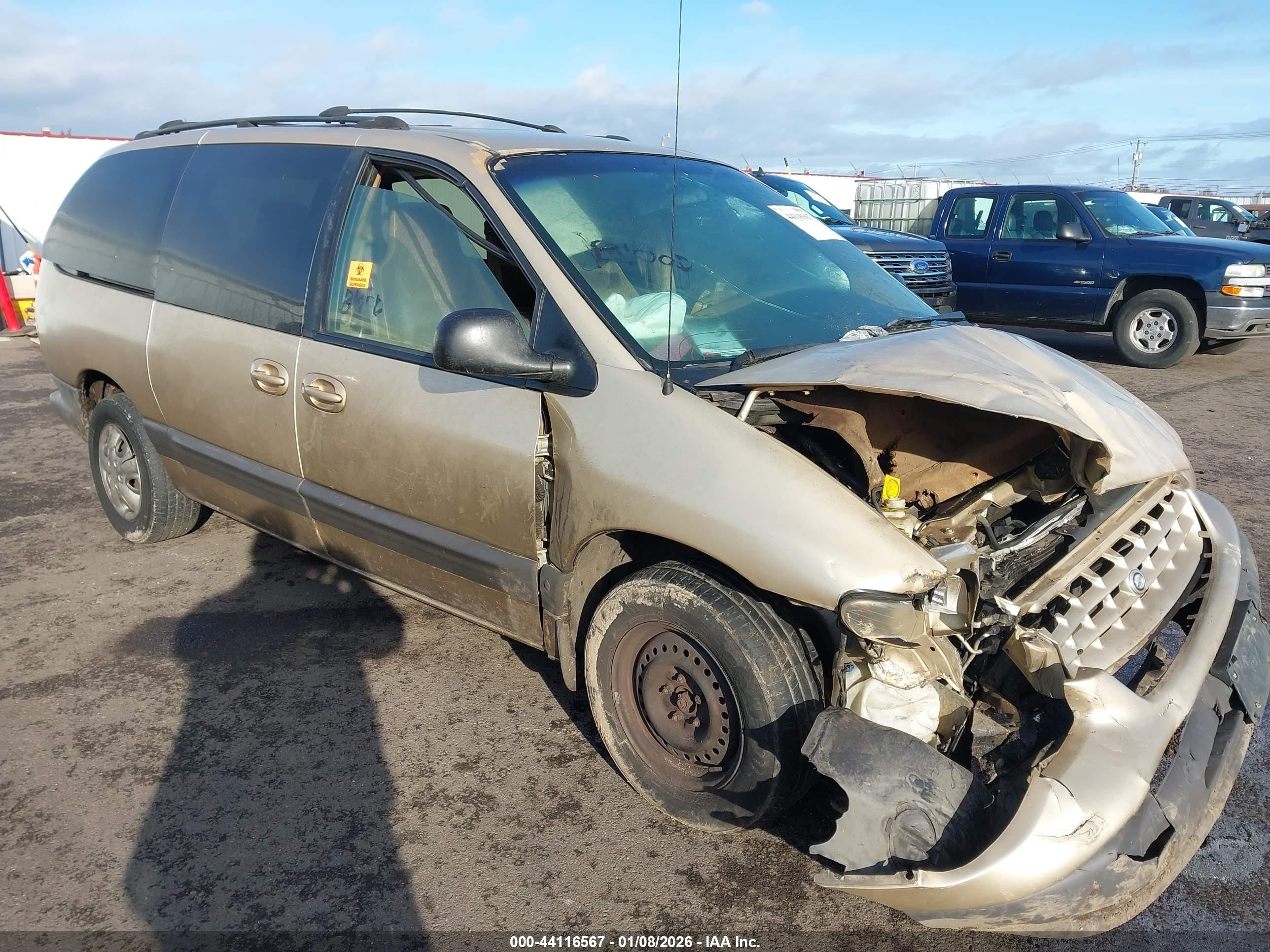 2000 Chrysler Voyager SE, VIN 1C4GJ44G4YB722906 — Биологическое загрязнение