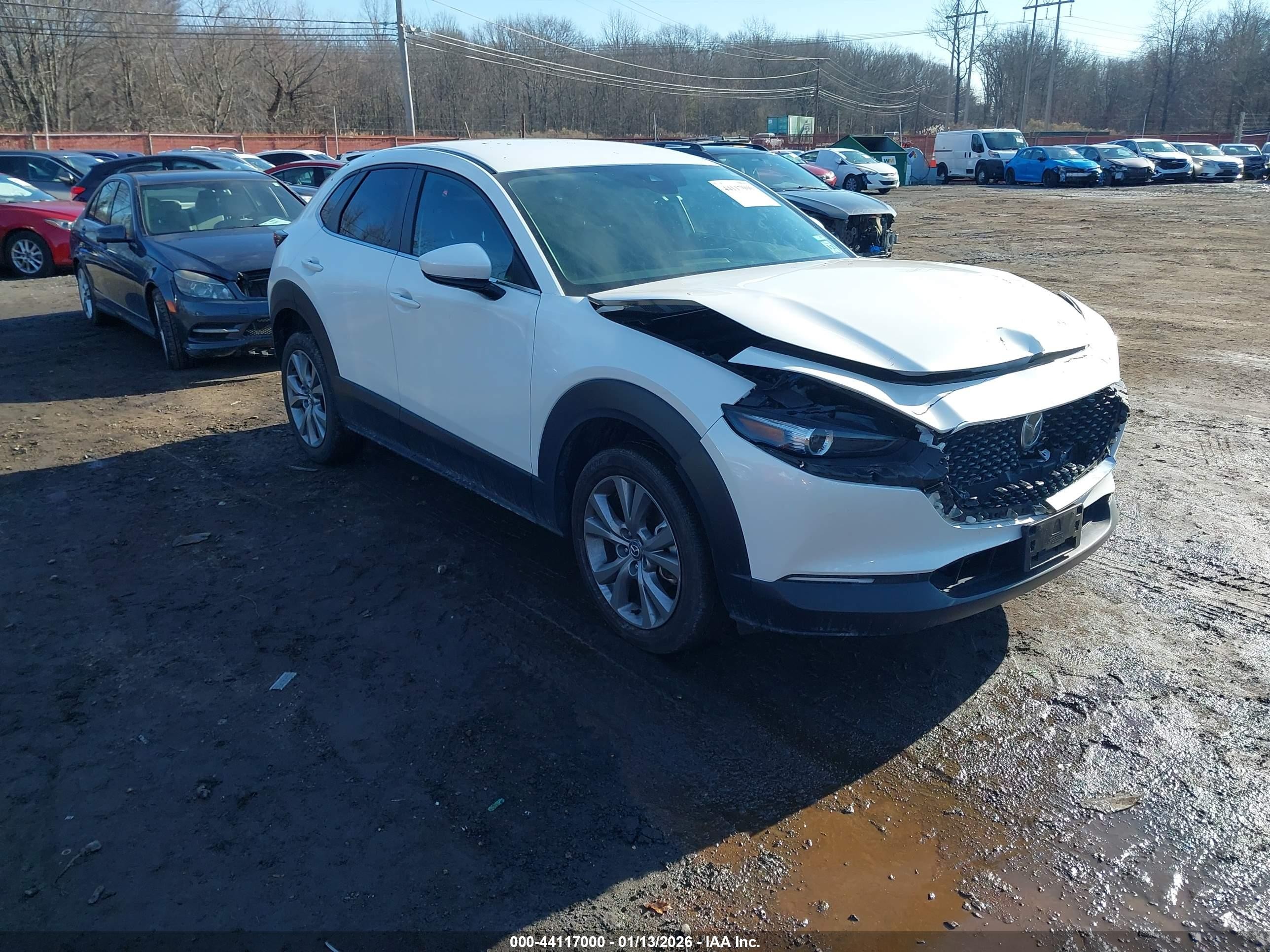 2021 Mazda CX-30 Select, VIN 3MVDMBBLXMM300235 — Front end