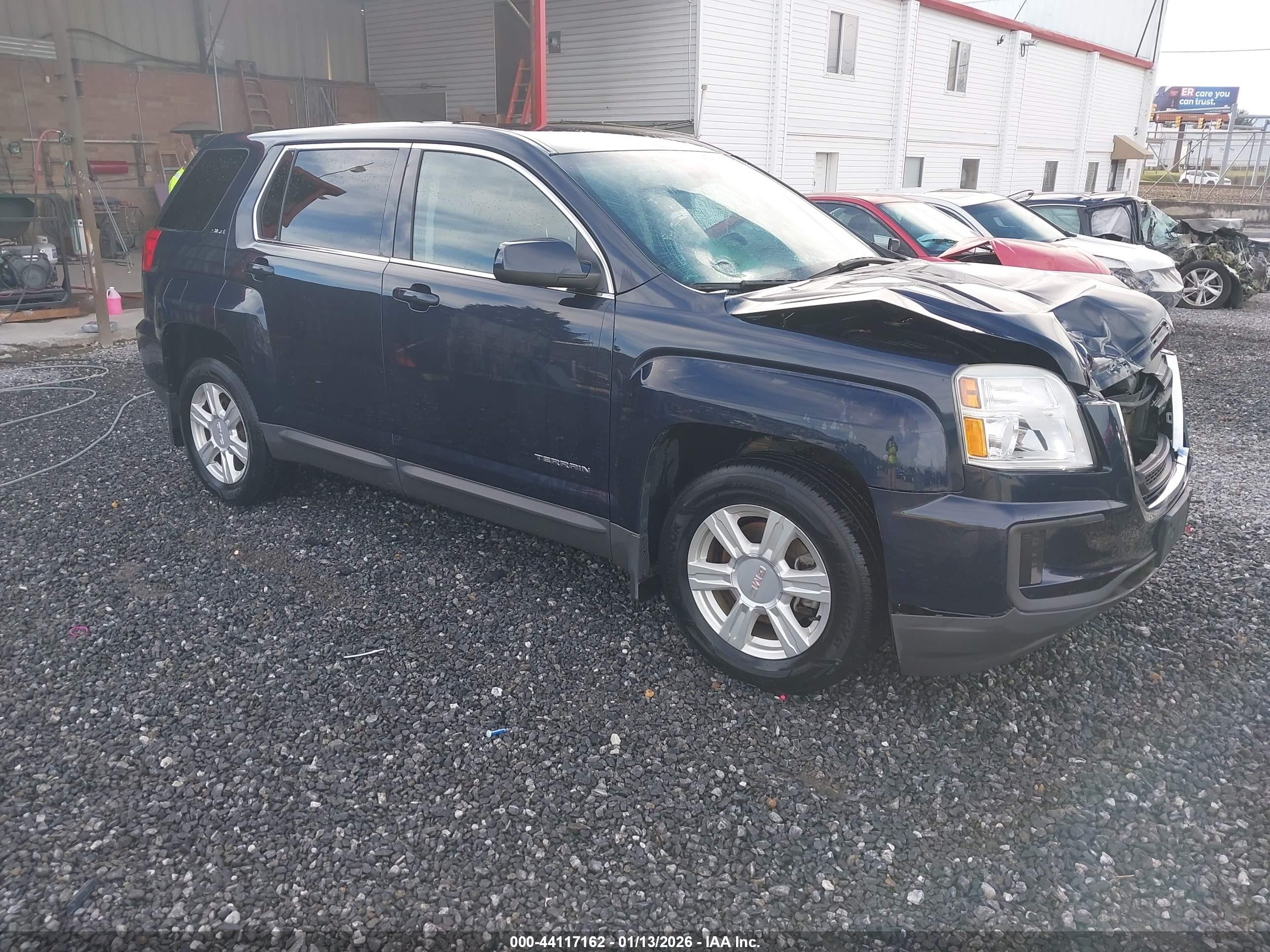 2016 GMC Terrain SLE, VIN 2GKFLSEK4G6181584 — Front end