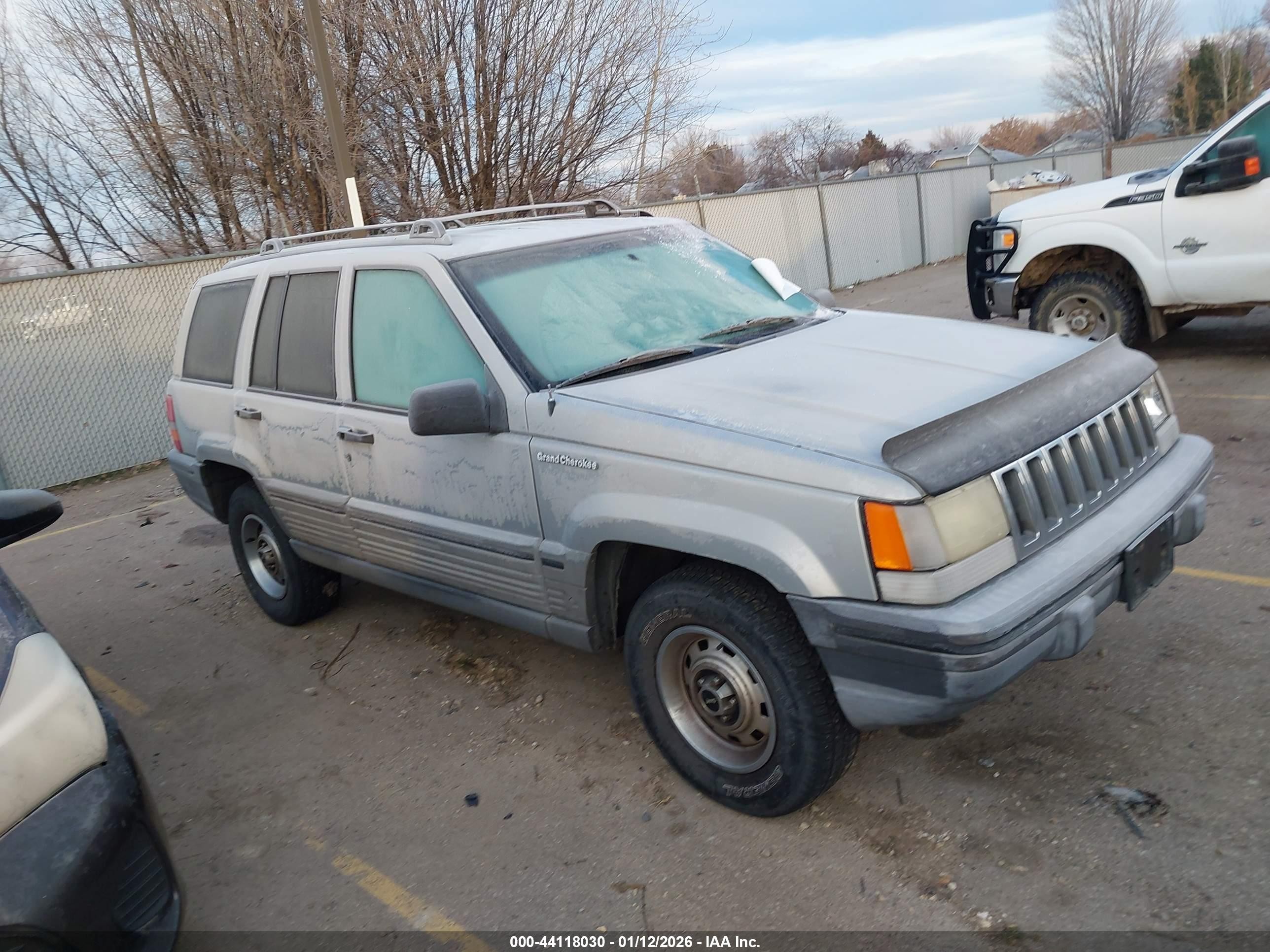 1993 Jeep Grand Cherokee Laredo, VIN 1J4GZ58Y9PC546651 — All over