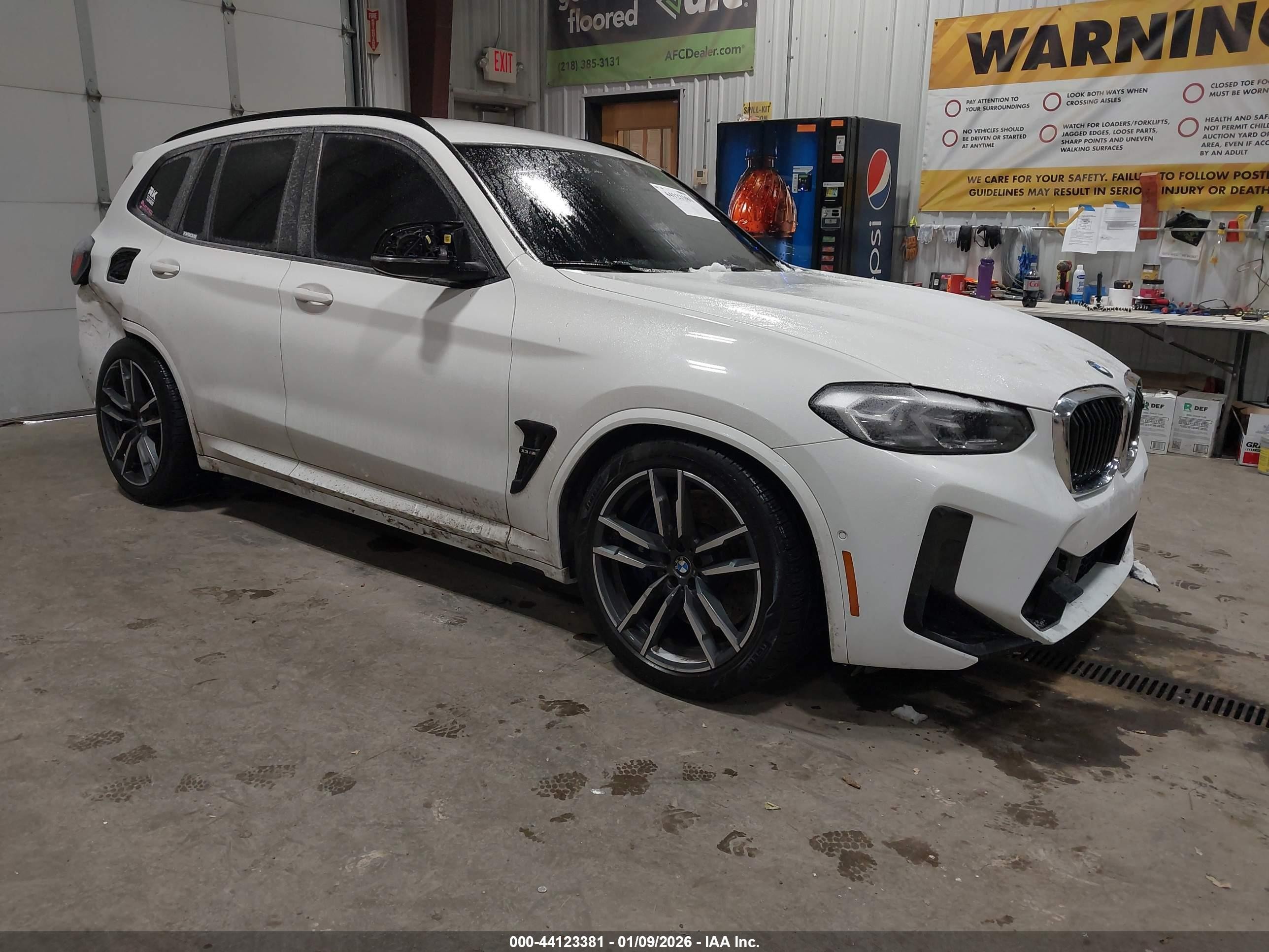 2022 BMW X3 M, VIN 5YM13EC04N9J72840 — Side