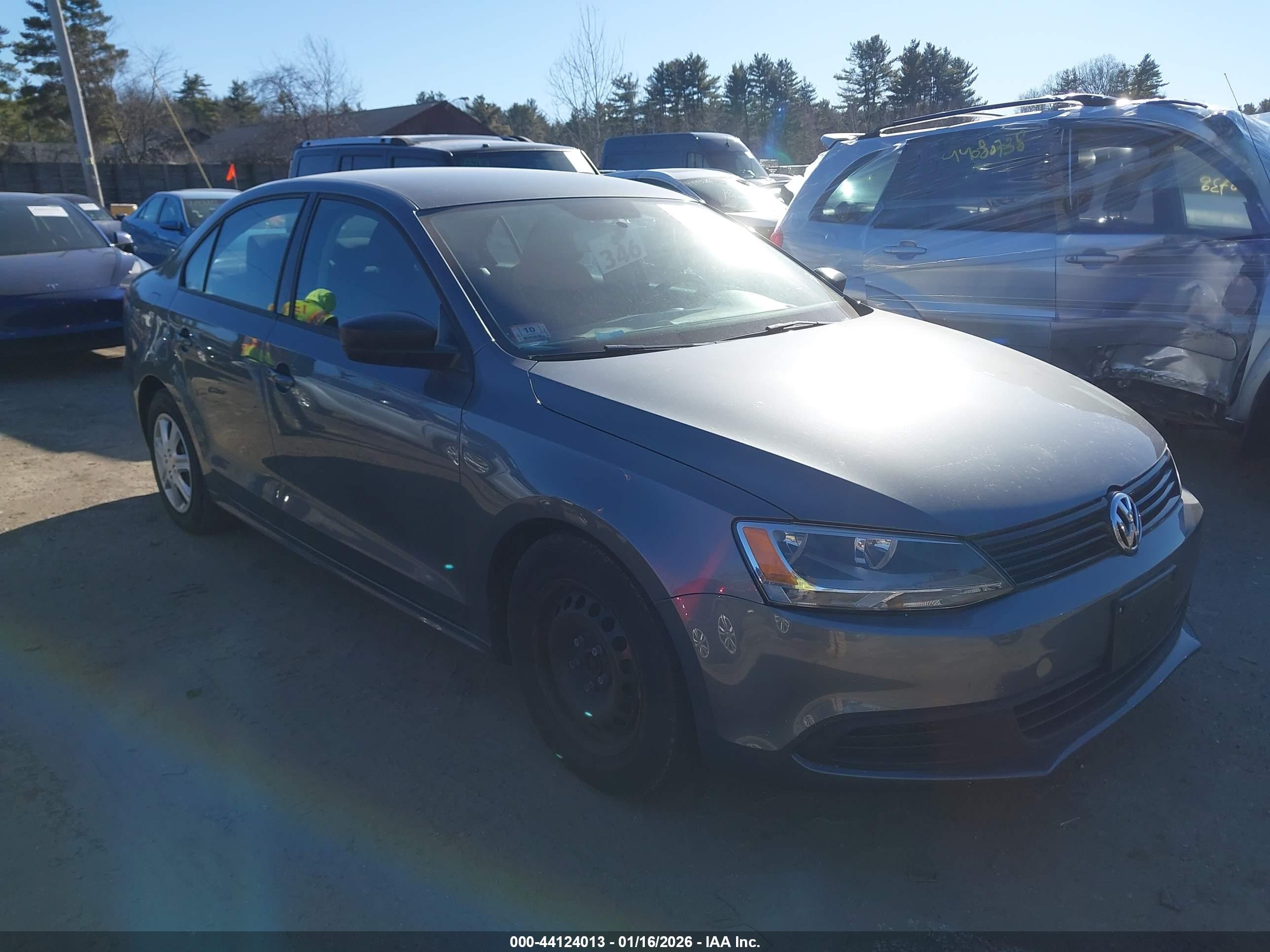 2014 Volkswagen Jetta S, VIN 3VW2K7AJ3EM411154 — Electrical