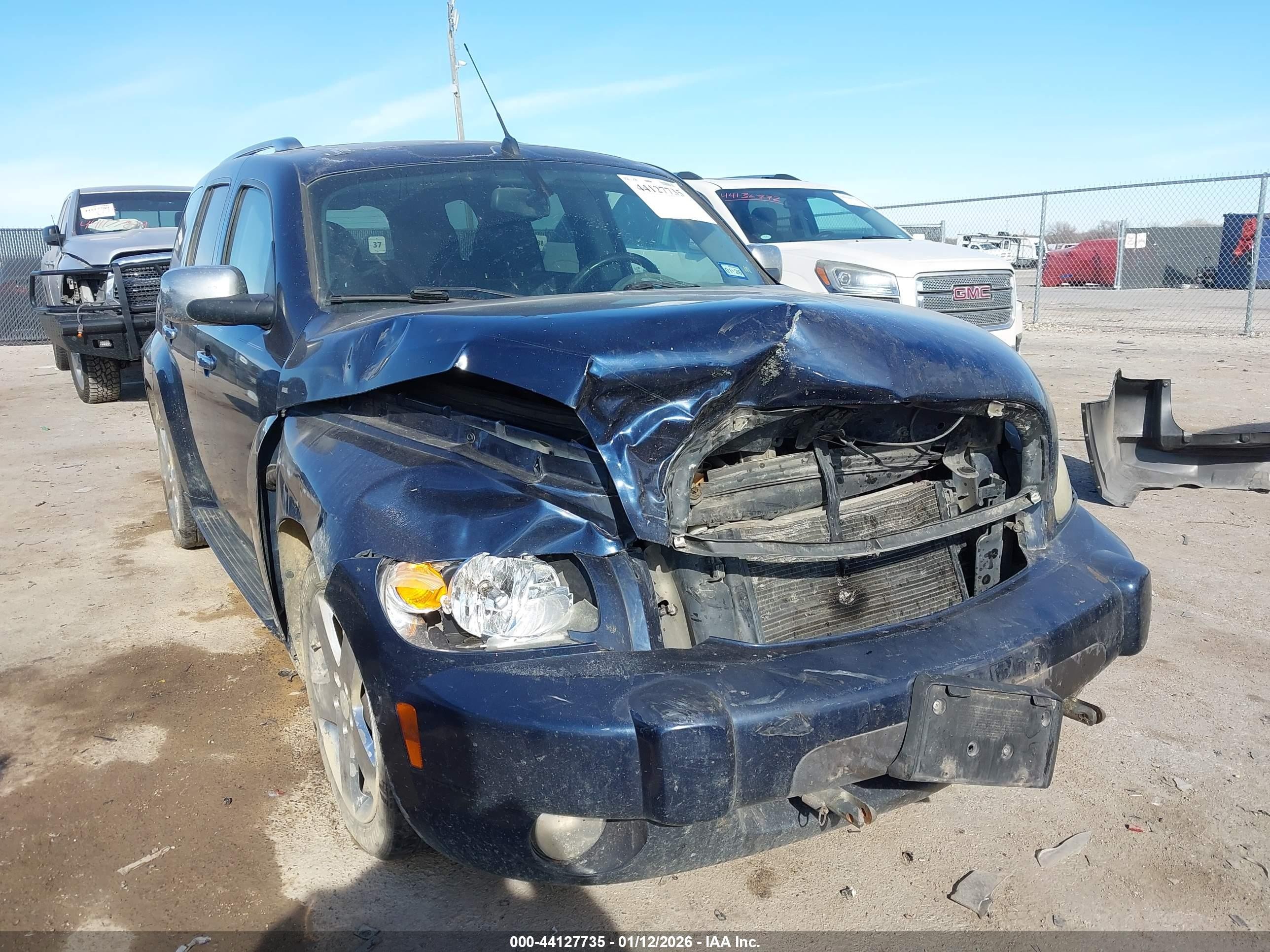 2007 Chevrolet HHR LT, VIN 3GNDA33P67S535465 — Front end