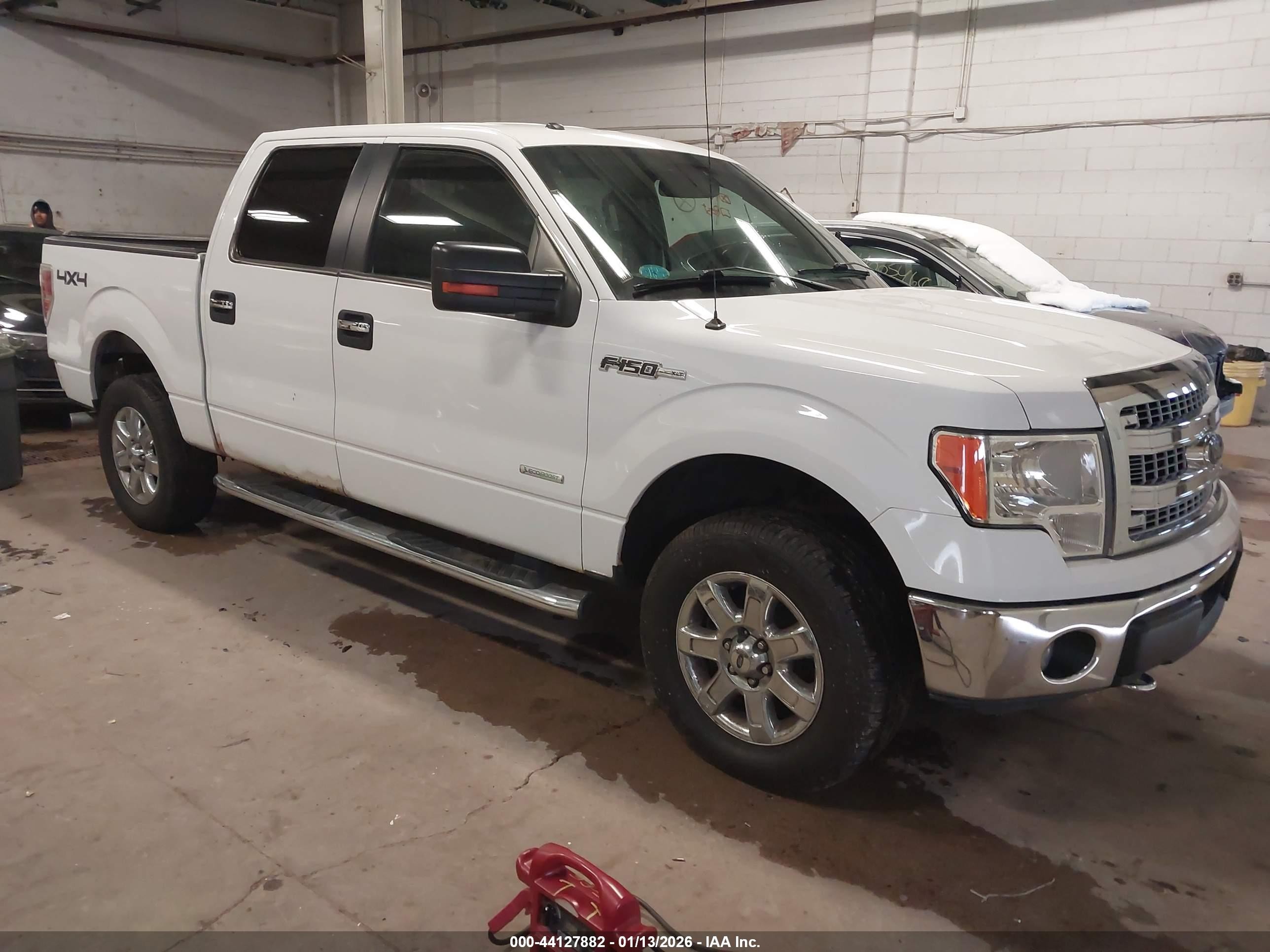 2014 Ford F-150 XLT, VIN 1FTFW1ET2EFC51110 — Rear end
