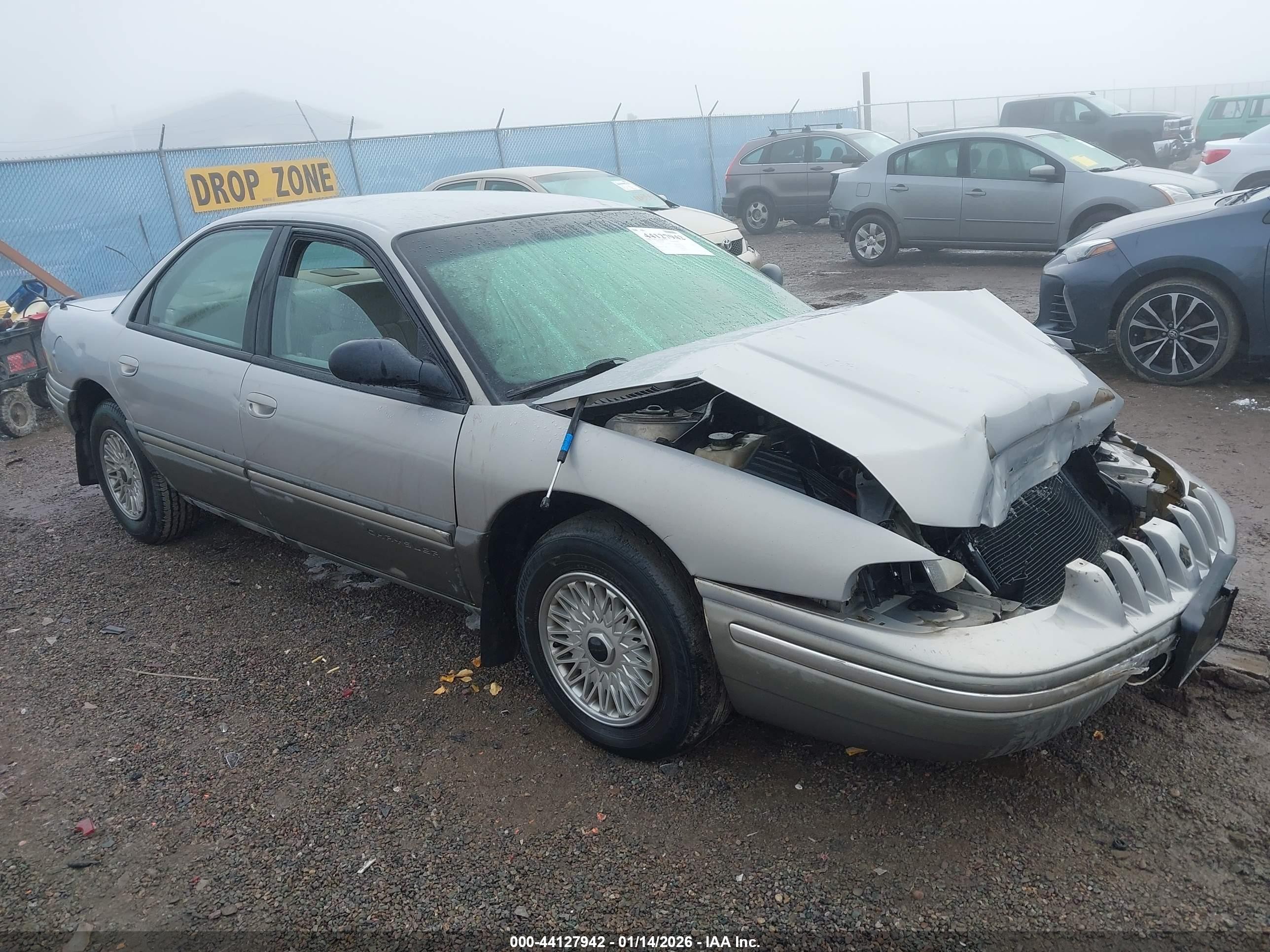 1994 Chrysler Concorde, VIN 2C3EL56T6RH124637 — Front end
