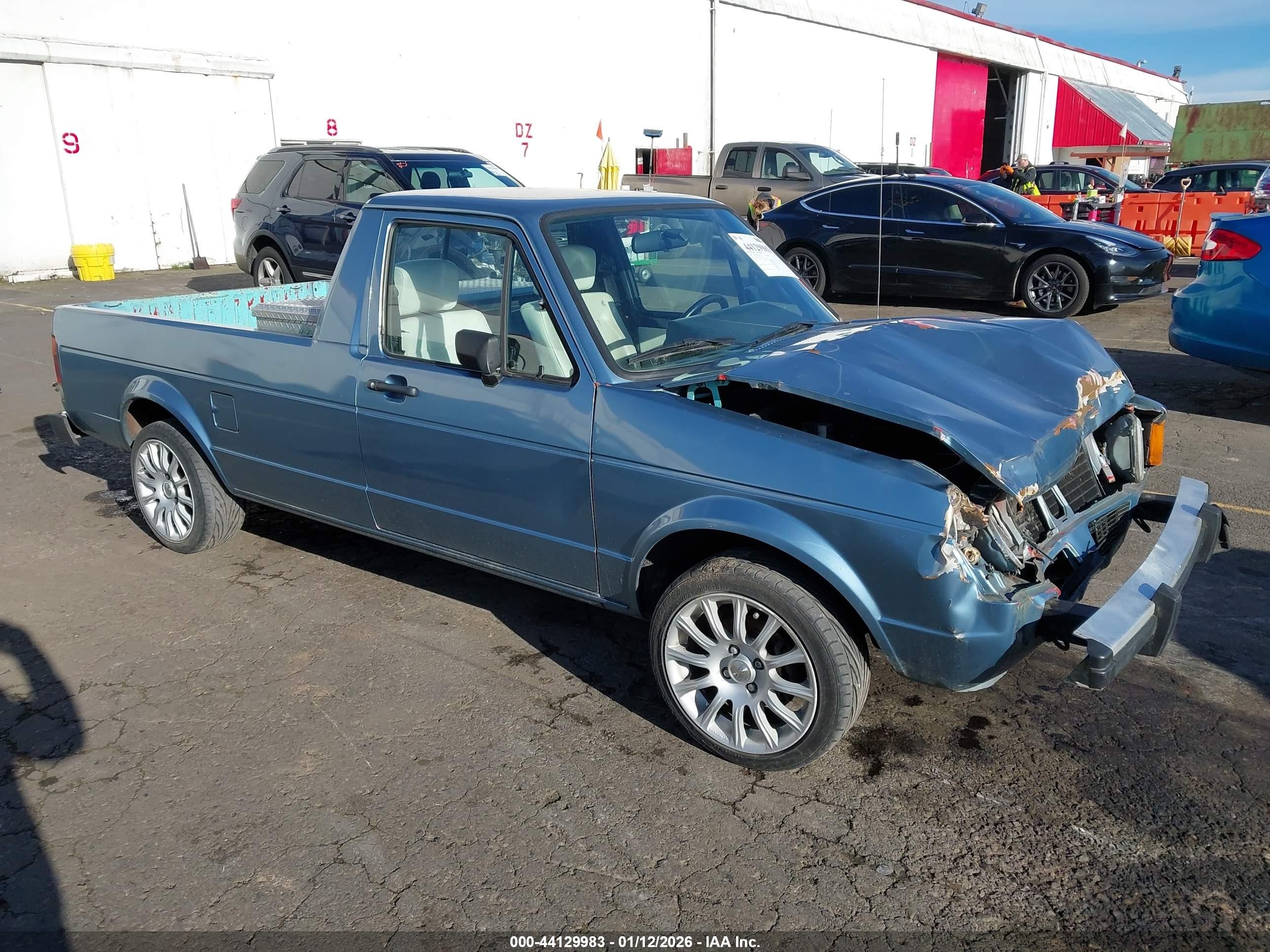 1981 Volkswagen Rabbit, VIN 1V1MB0173BV172426 — Front end