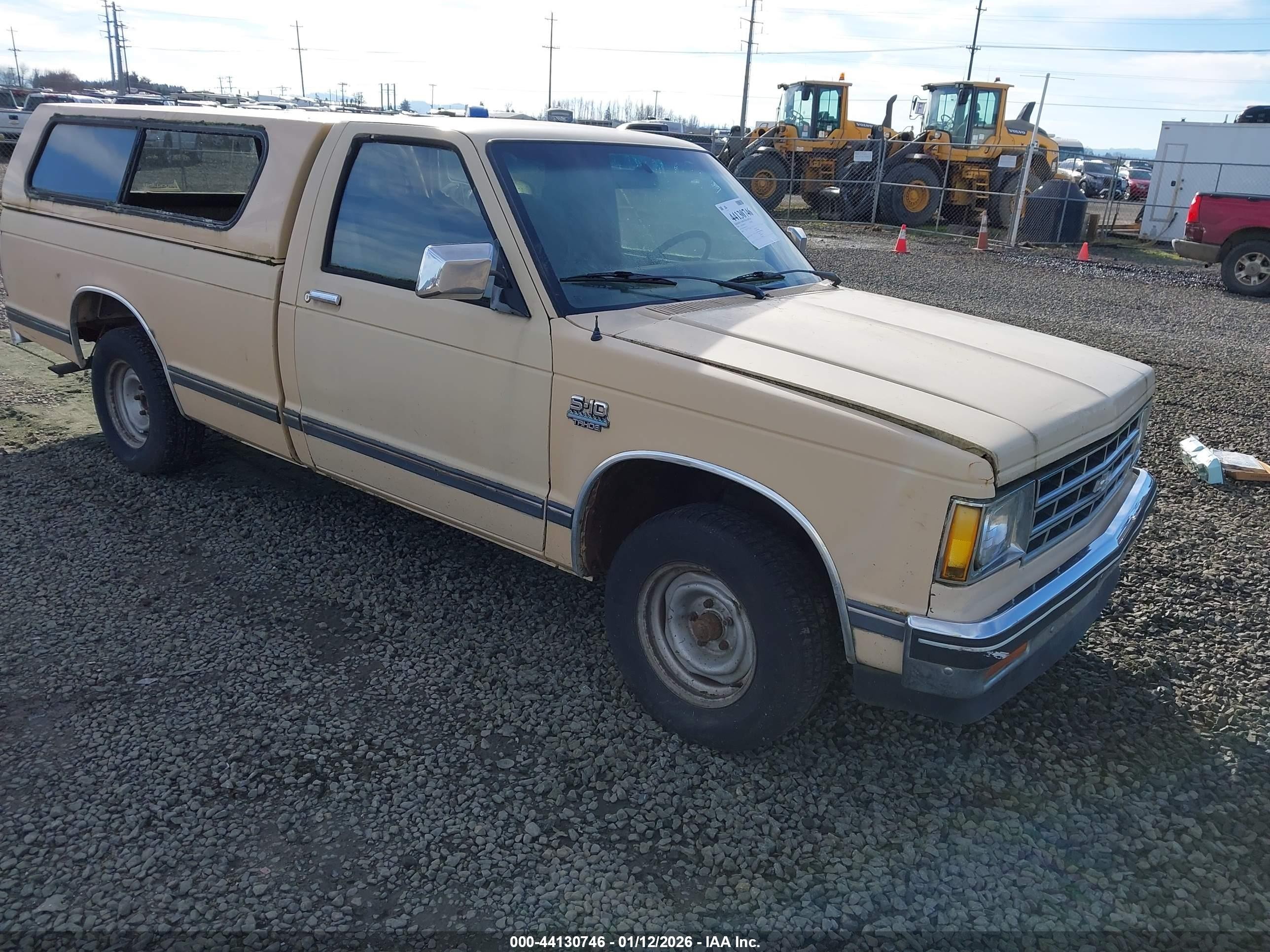 1983 Chevrolet S-10, VIN 1GCCS14B2D8152636 — Normal wear