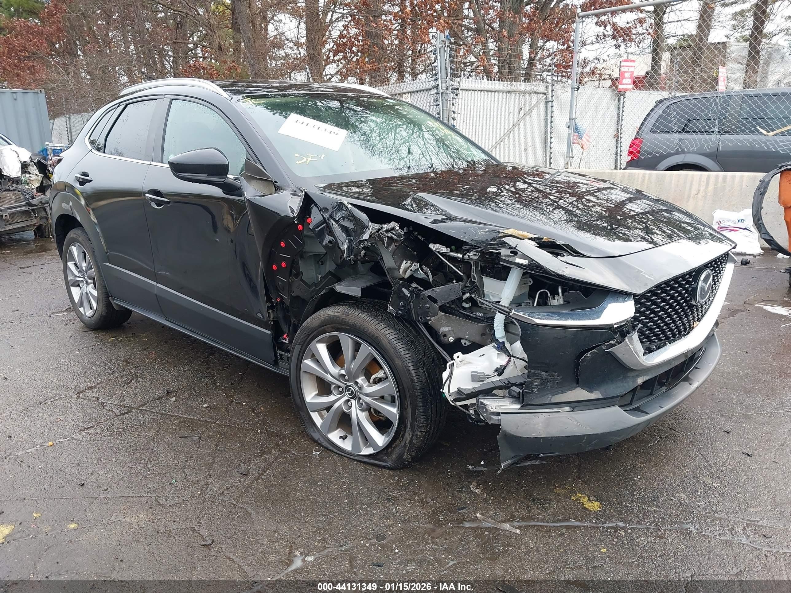 2023 Mazda CX-30 S Premium, VIN 3MVDMBDM4PM527754 — Front end