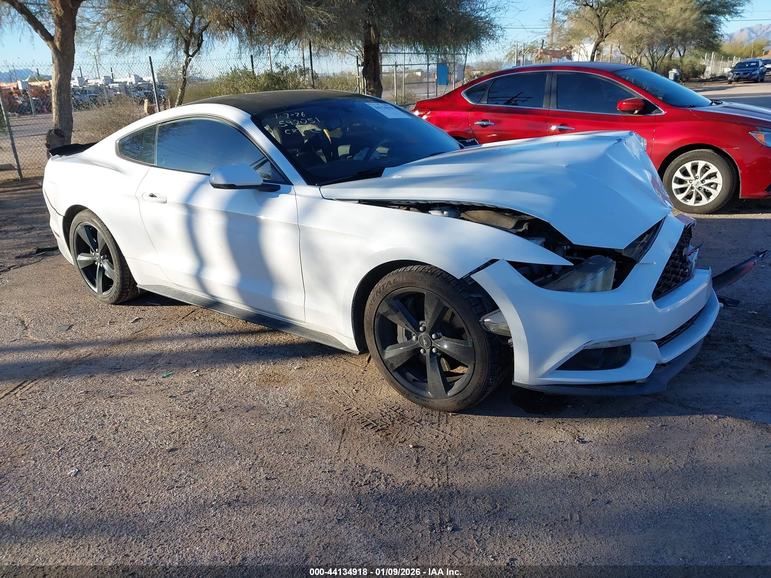 2016 Ford Mustang EcoBoost, VIN 1FA6P8TH3G5284328 — Front end