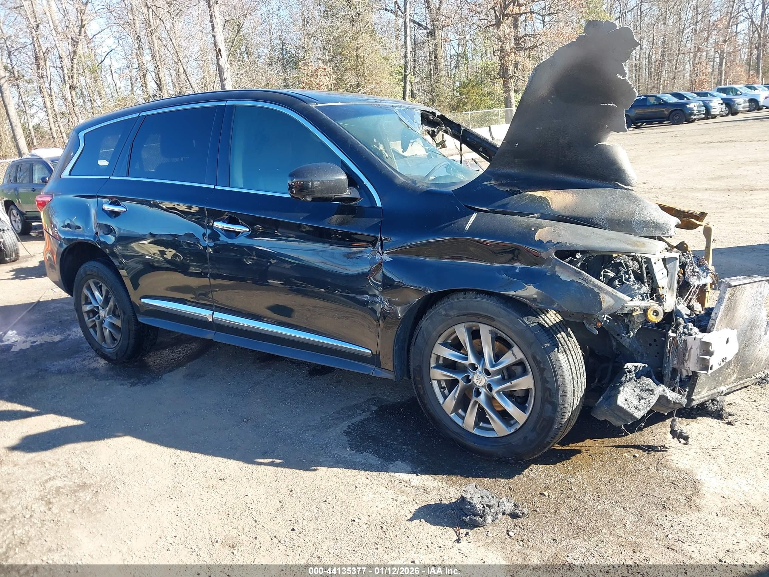 2013 Infiniti JX35, VIN 5N1AL0MM3DC313326 — Engine fire