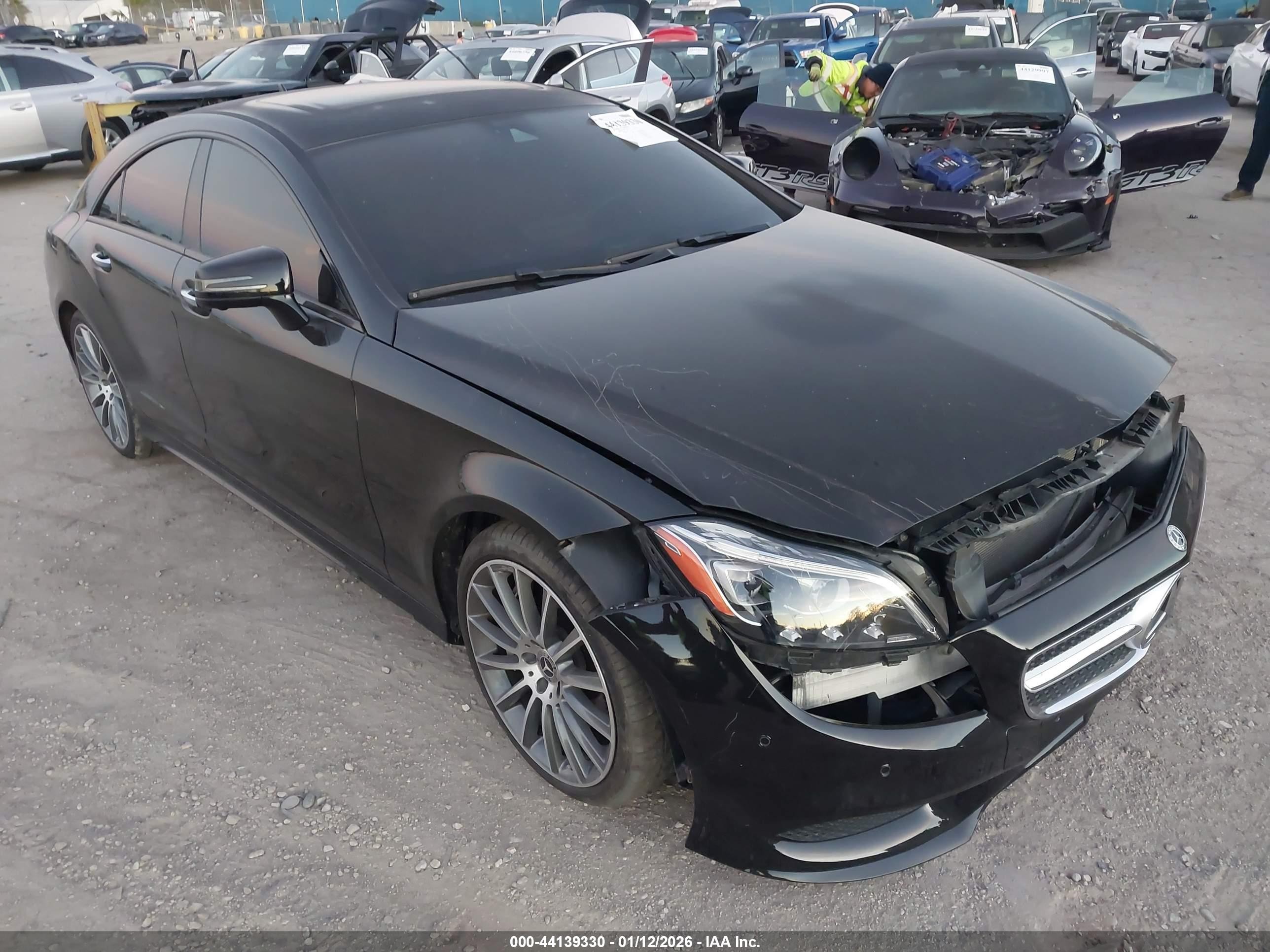 2017 Mercedes-Benz CLS 550, VIN WDDLJ7DB7HA197274 — Front end