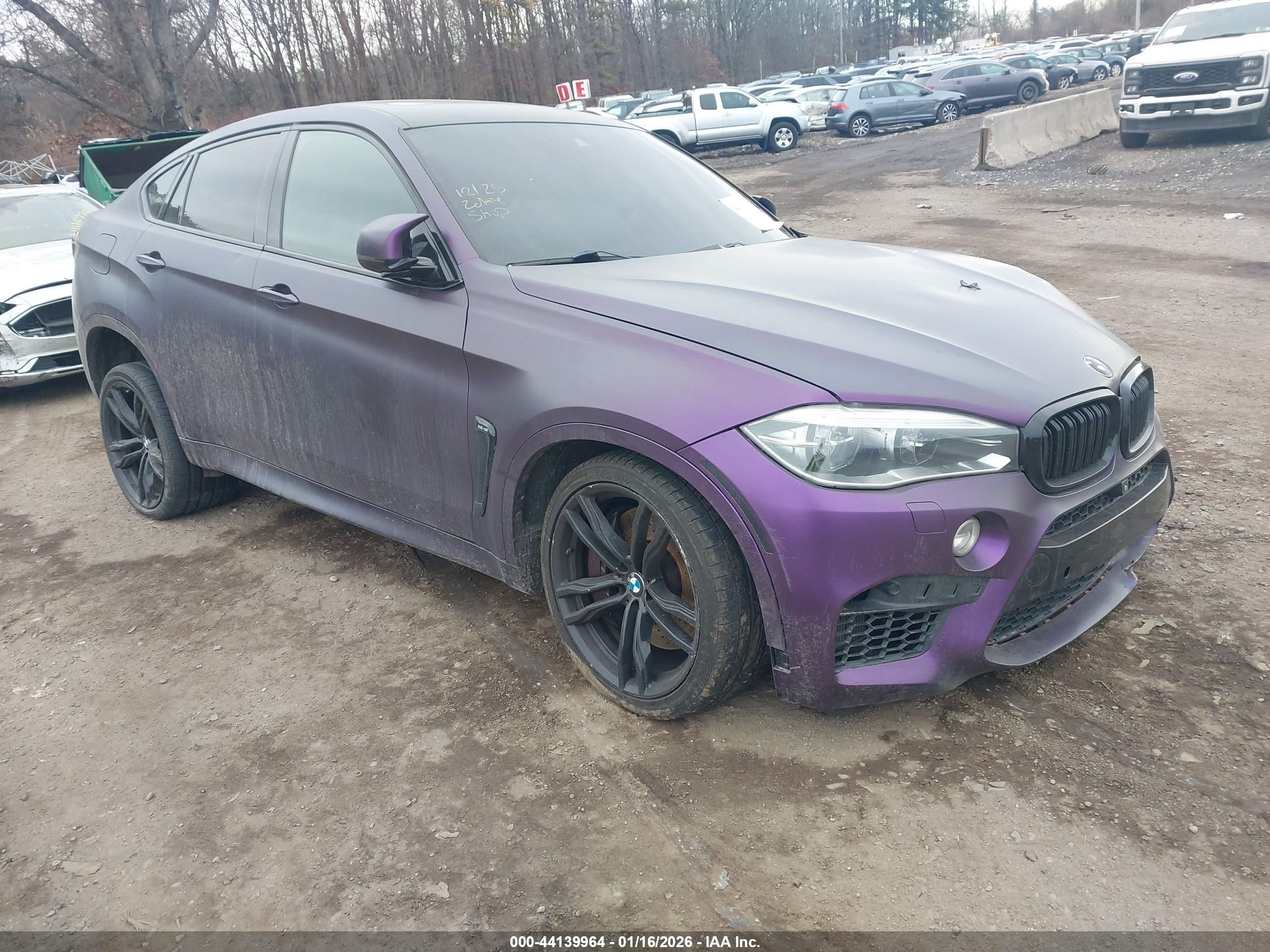 2017 BMW X6 M, VIN 5YMKW8C39H0U72096 — Front end