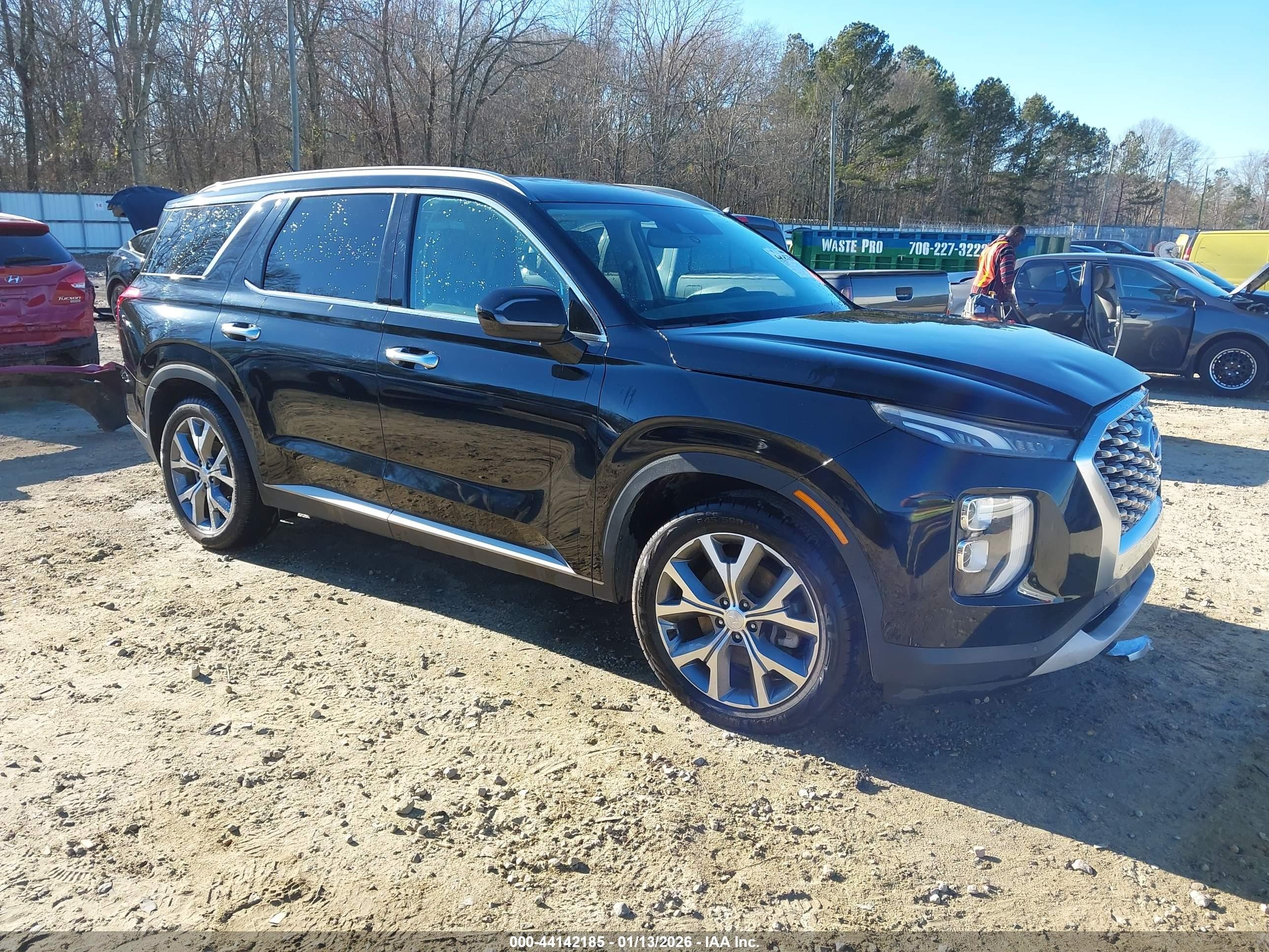 2020 Hyundai Palisade SEL, VIN KM8R34HE6LU058208 — Front end
