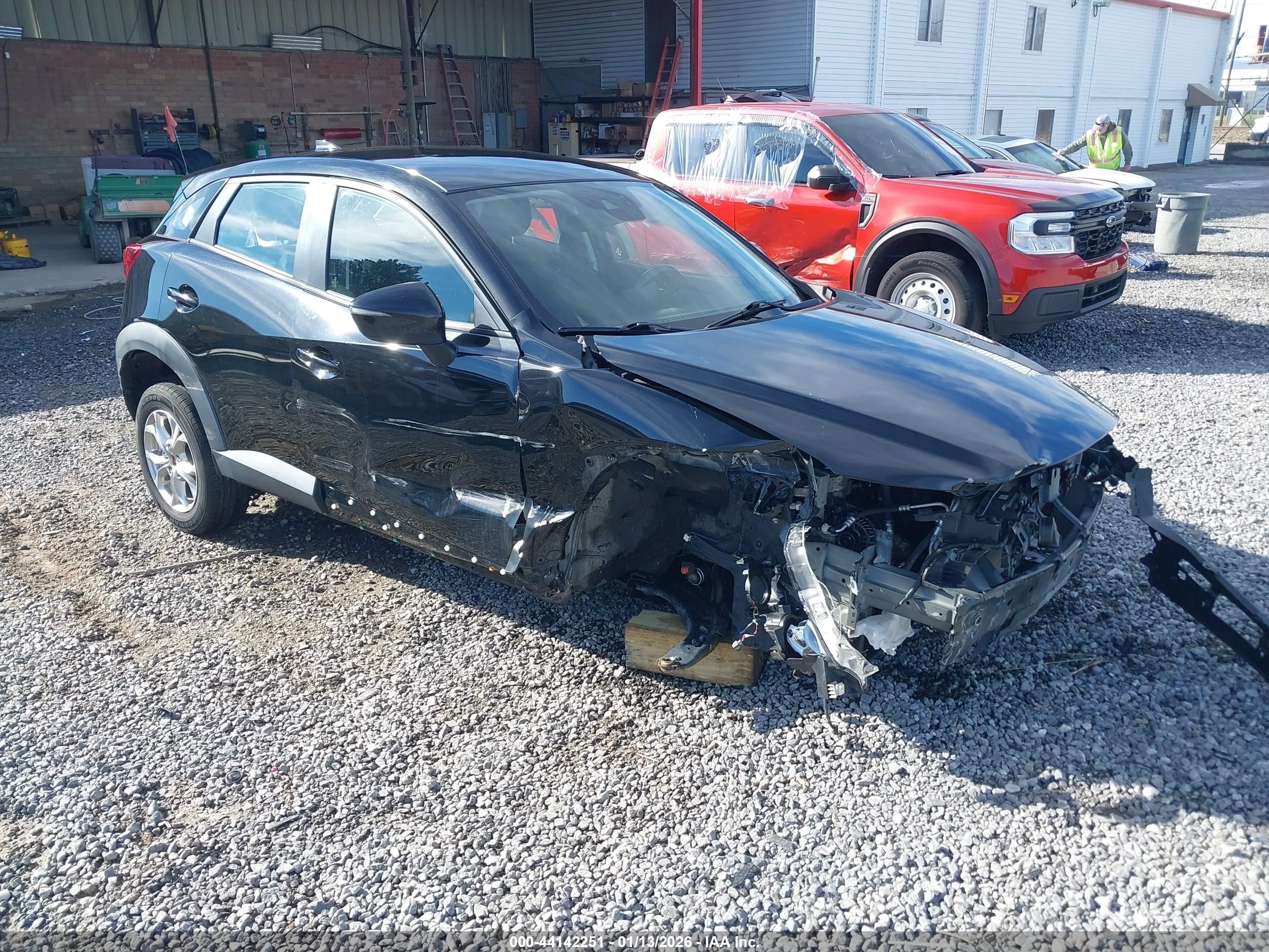 2019 Mazda CX-3 Sport, VIN JM1DKFB79K1428087 — Front end