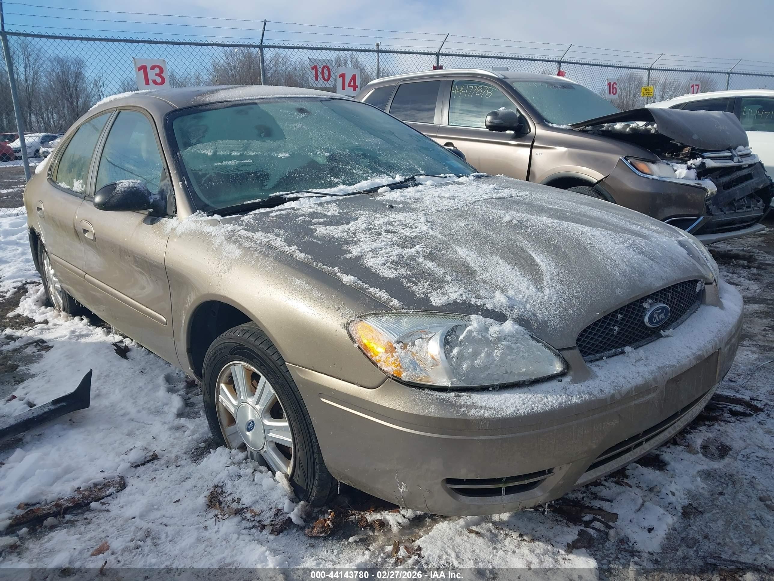 2006 Ford Taurus SE, VIN 1FAFP53U26A185162 — Undercarriage