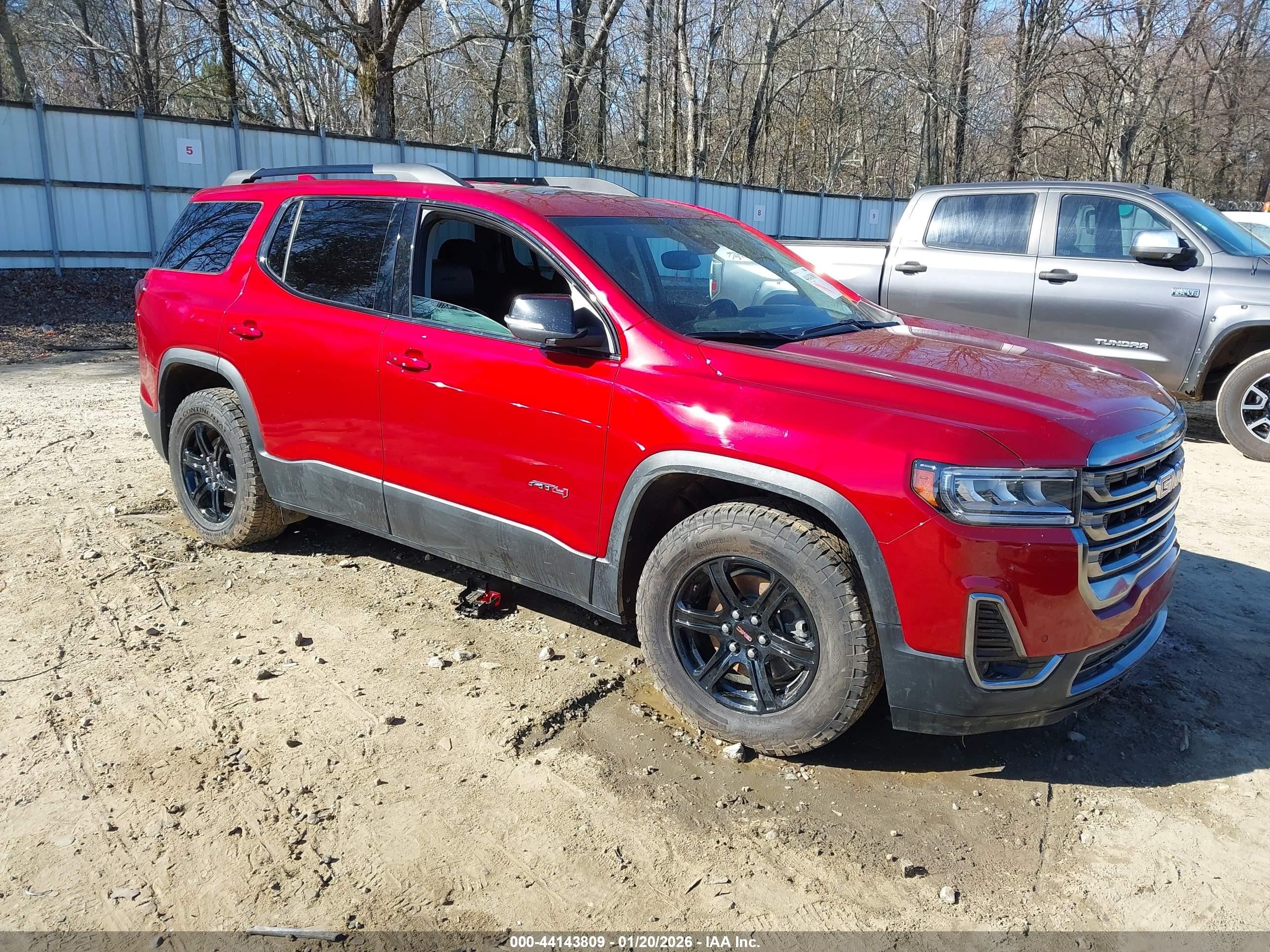 2023 GMC Acadia AT4, VIN 1GKKNLLS3PZ202916 — Пресная вода