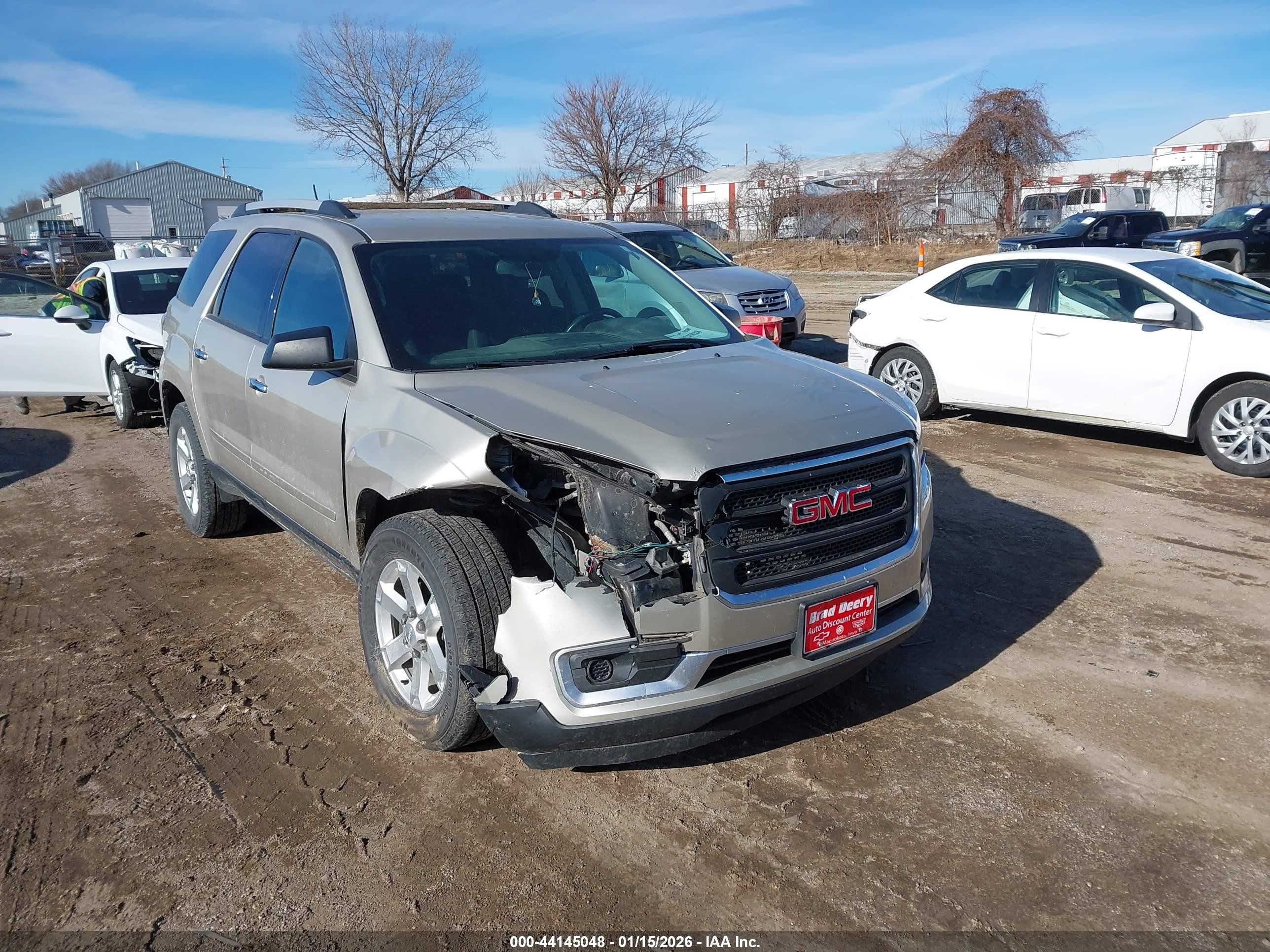2014 GMC Acadia SLE, VIN 1GKKRPKD1EJ198150 — Front end